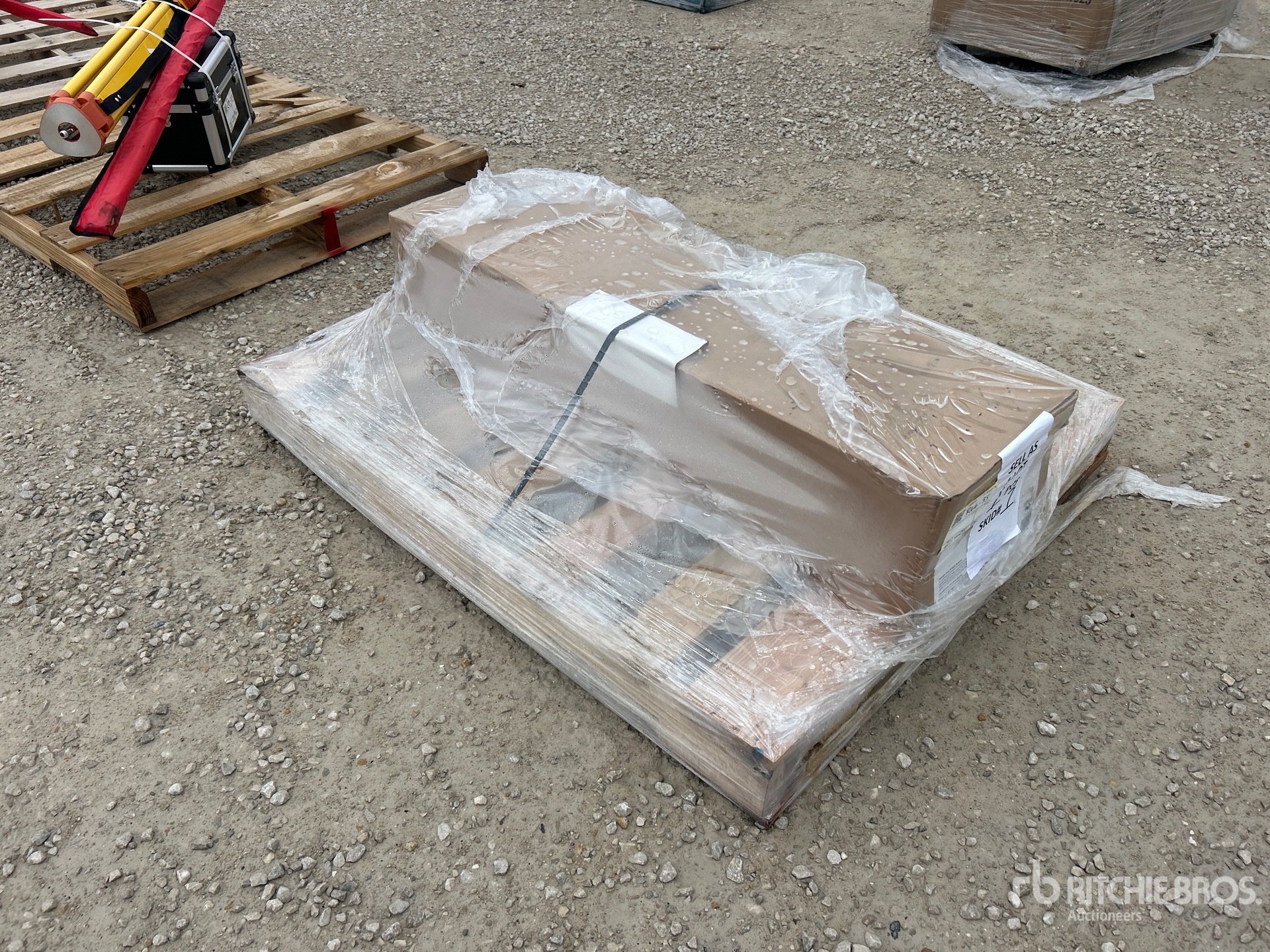 Cub Cadet 42 IN CORE PLUG AERATOR