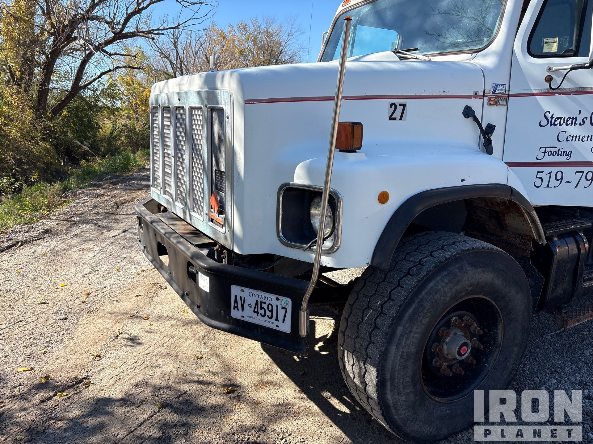 1987 International F-2674