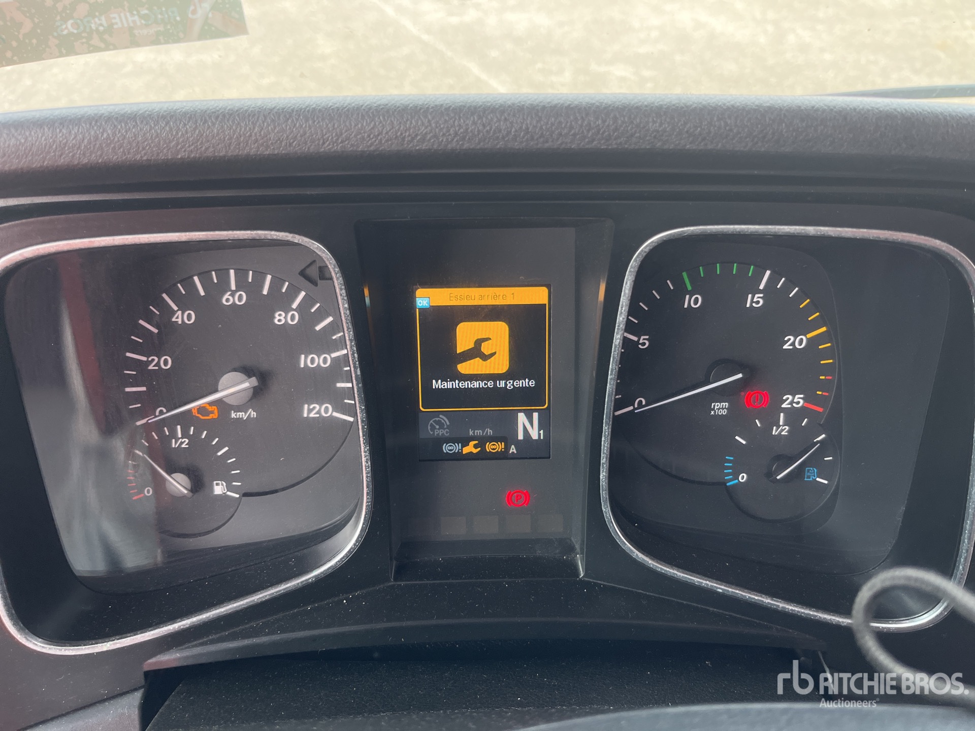Mercedes-Benz ACTROS 1843