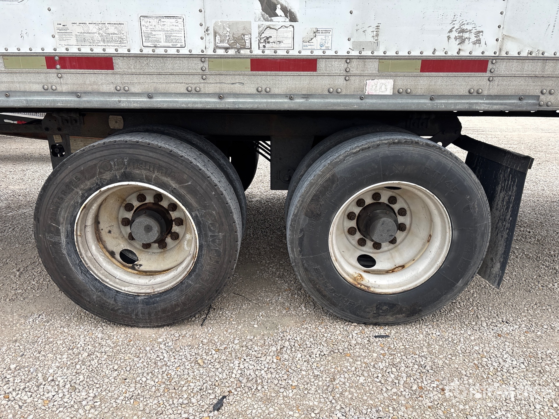 2007 Utility VS2RA