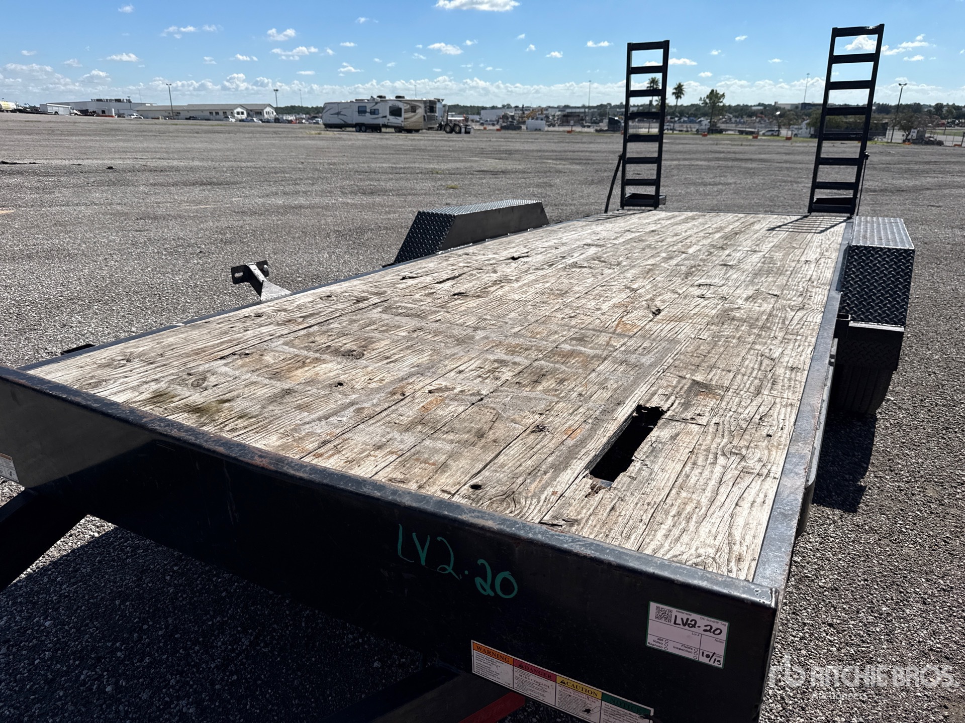 2022 Big Tex 25 FT T/A
