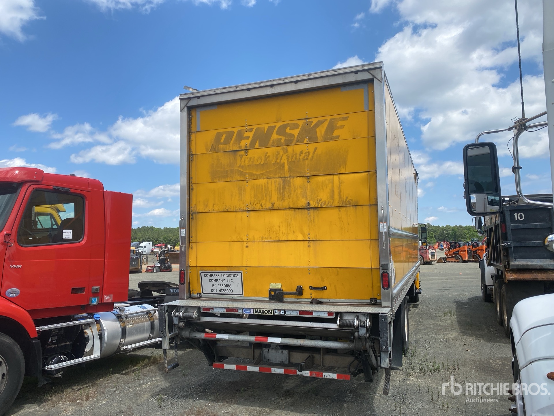 2018 International 4300
