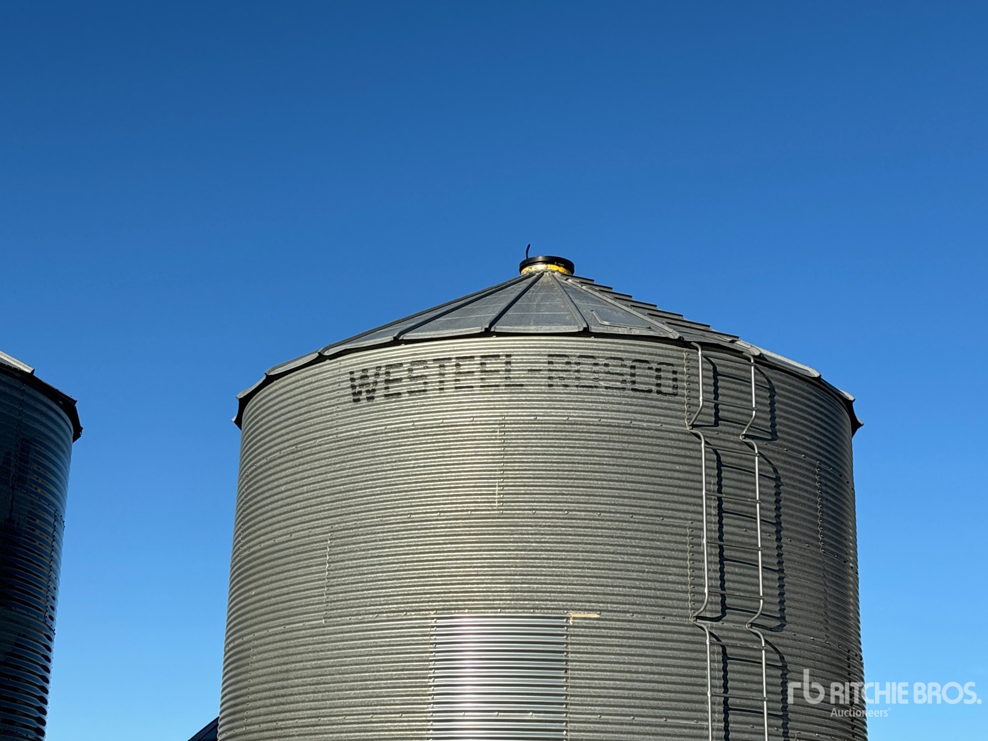 Westeel +/- 3700 BU 5 RING HOPPER