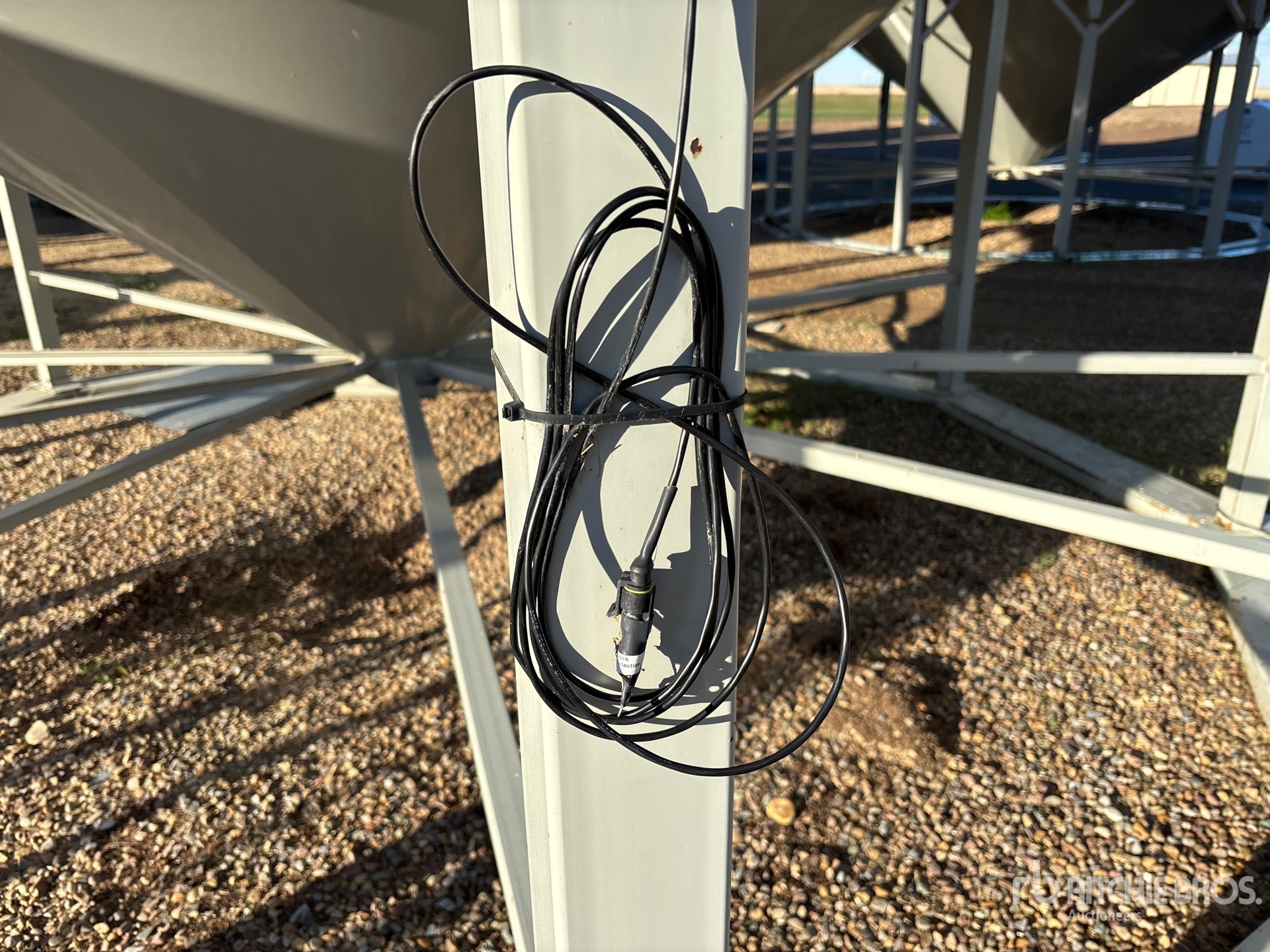 Westeel +/- 3700 BU 5 RING HOPPER
