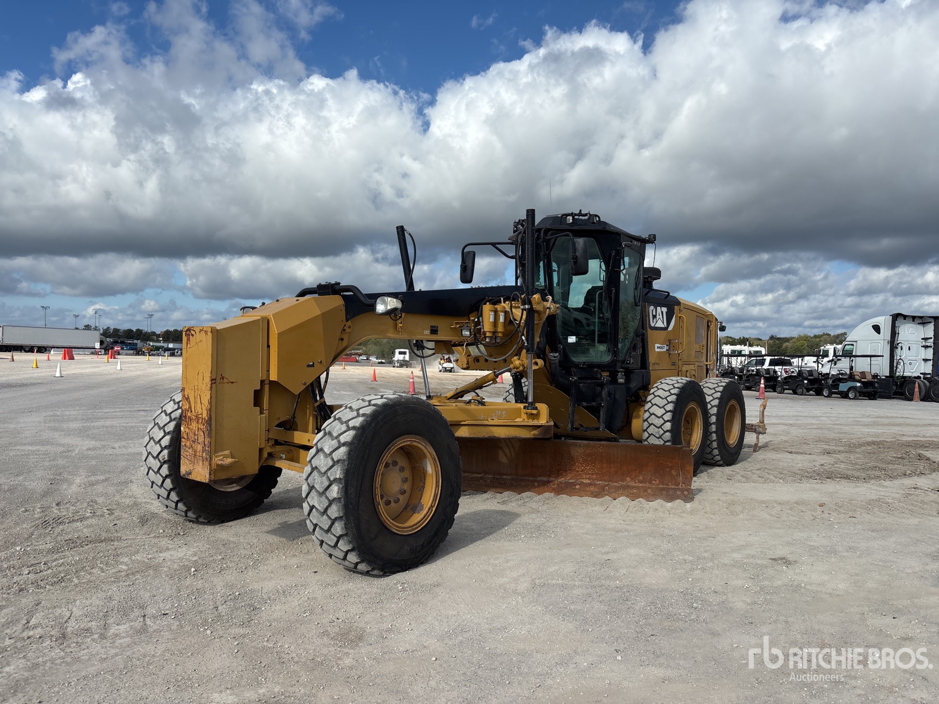 2014 Caterpillar 140M2 VHP