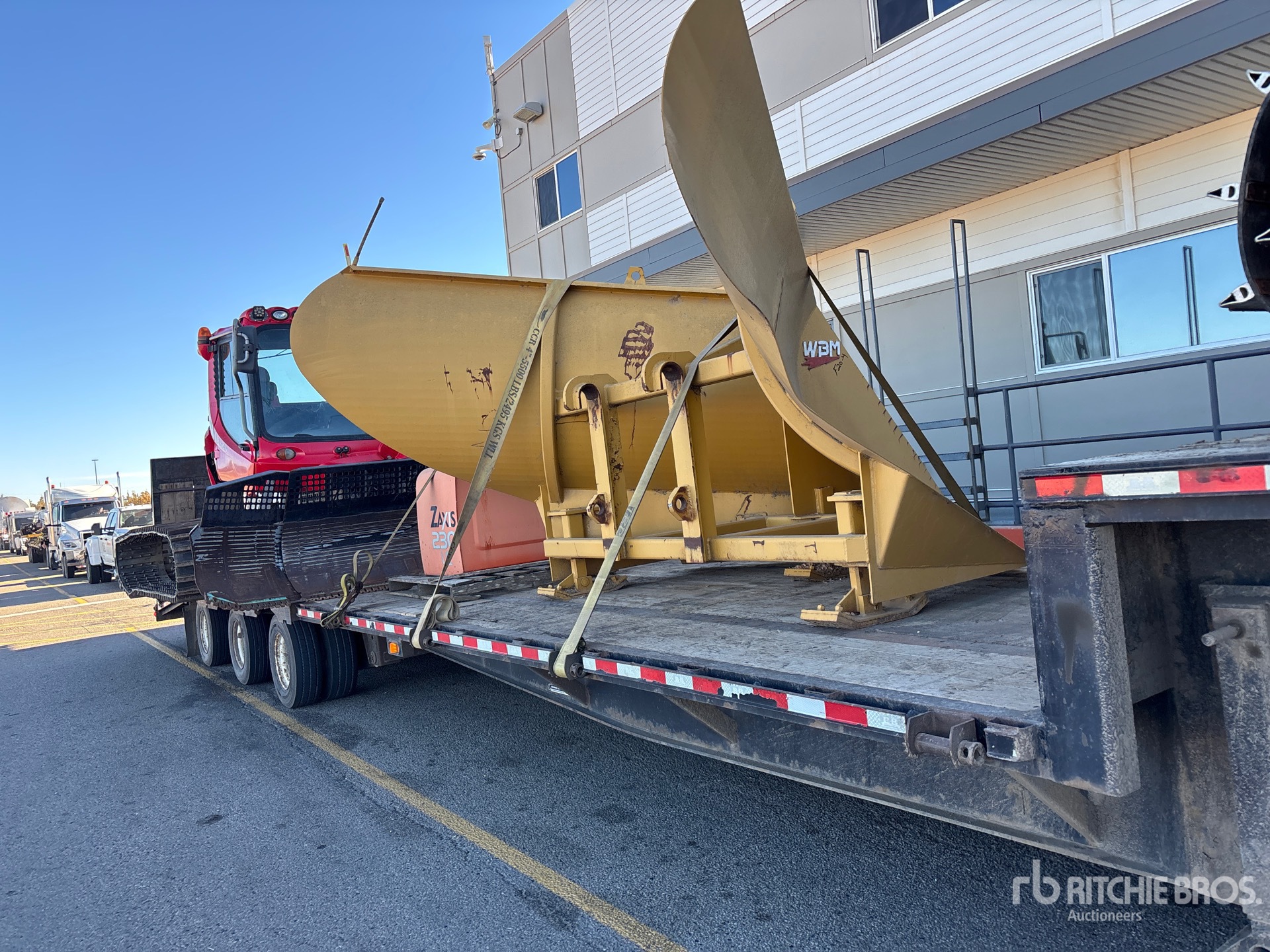 Wabash 104 IN WHEEL LOADER V-PLOW