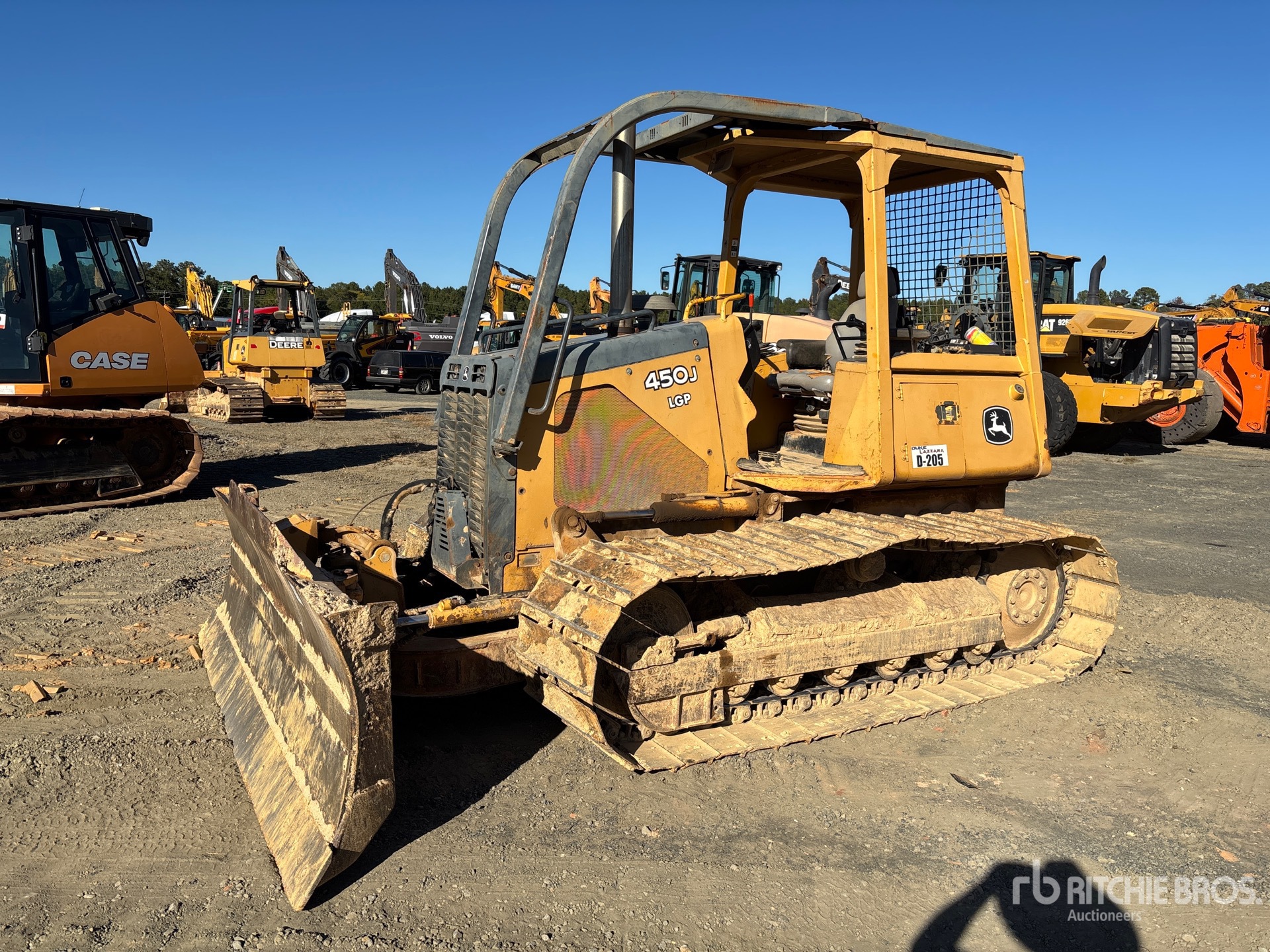 Photo of 2004 John Deere 450H LGP