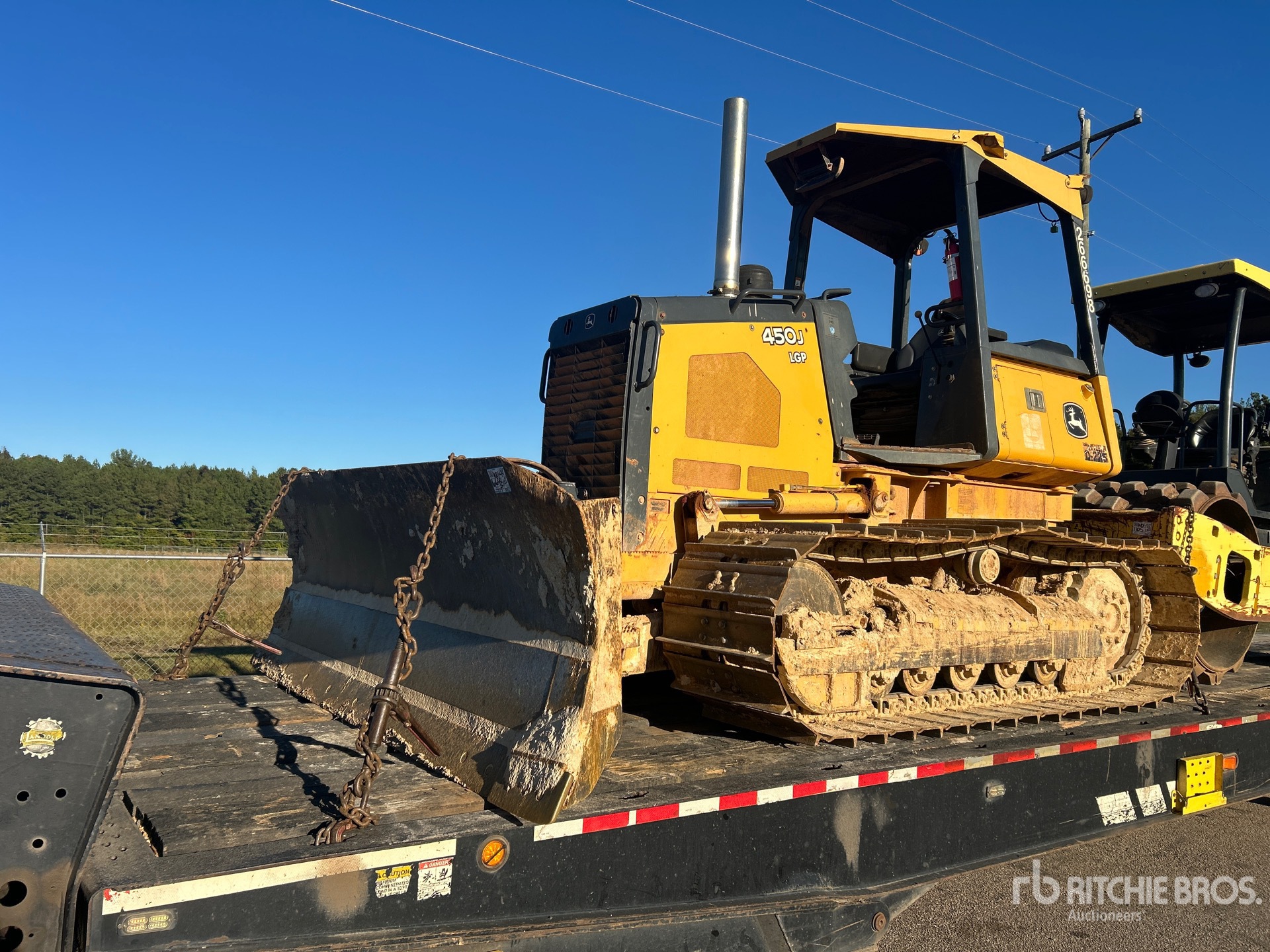 2014 John Deere 450J LT