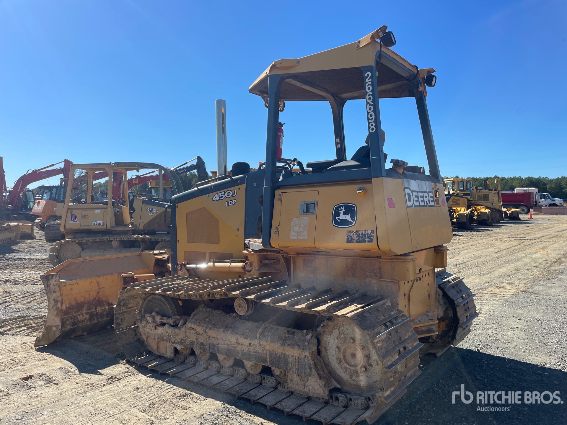 2014 John Deere 450J LT