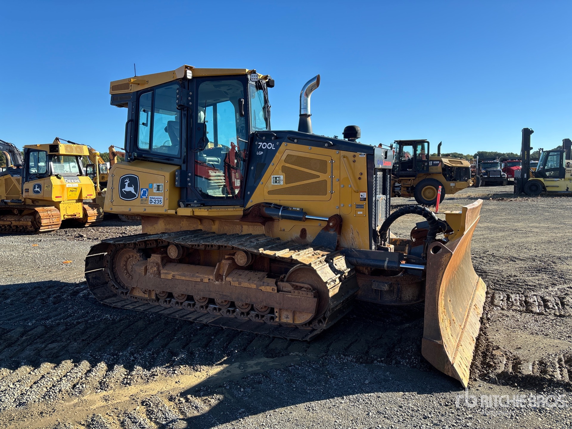 2022 John Deere 700L XLT