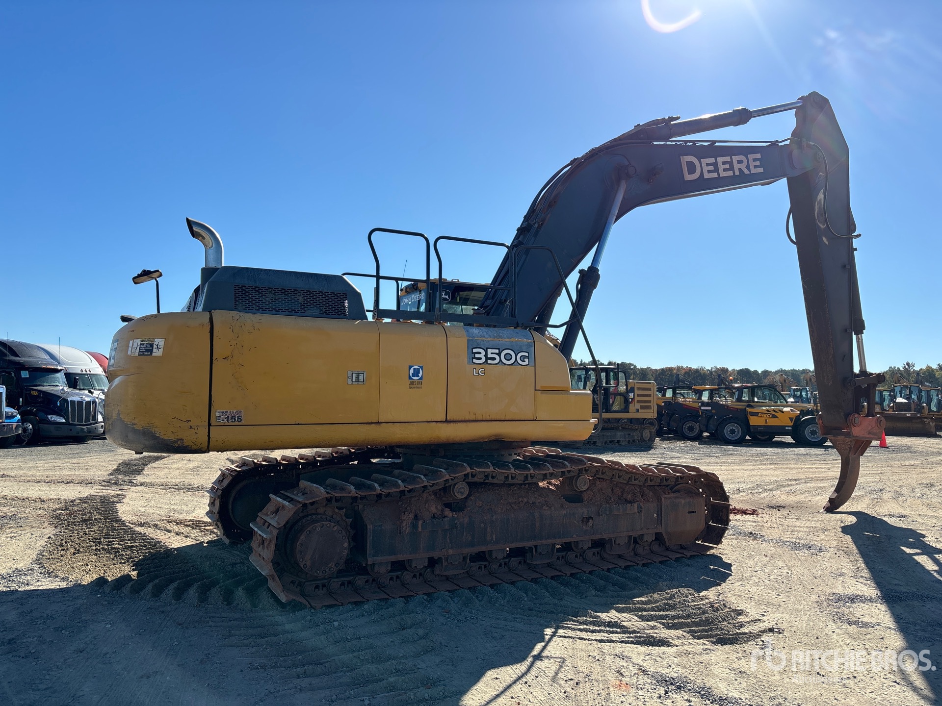 2016 John Deere 350G LC