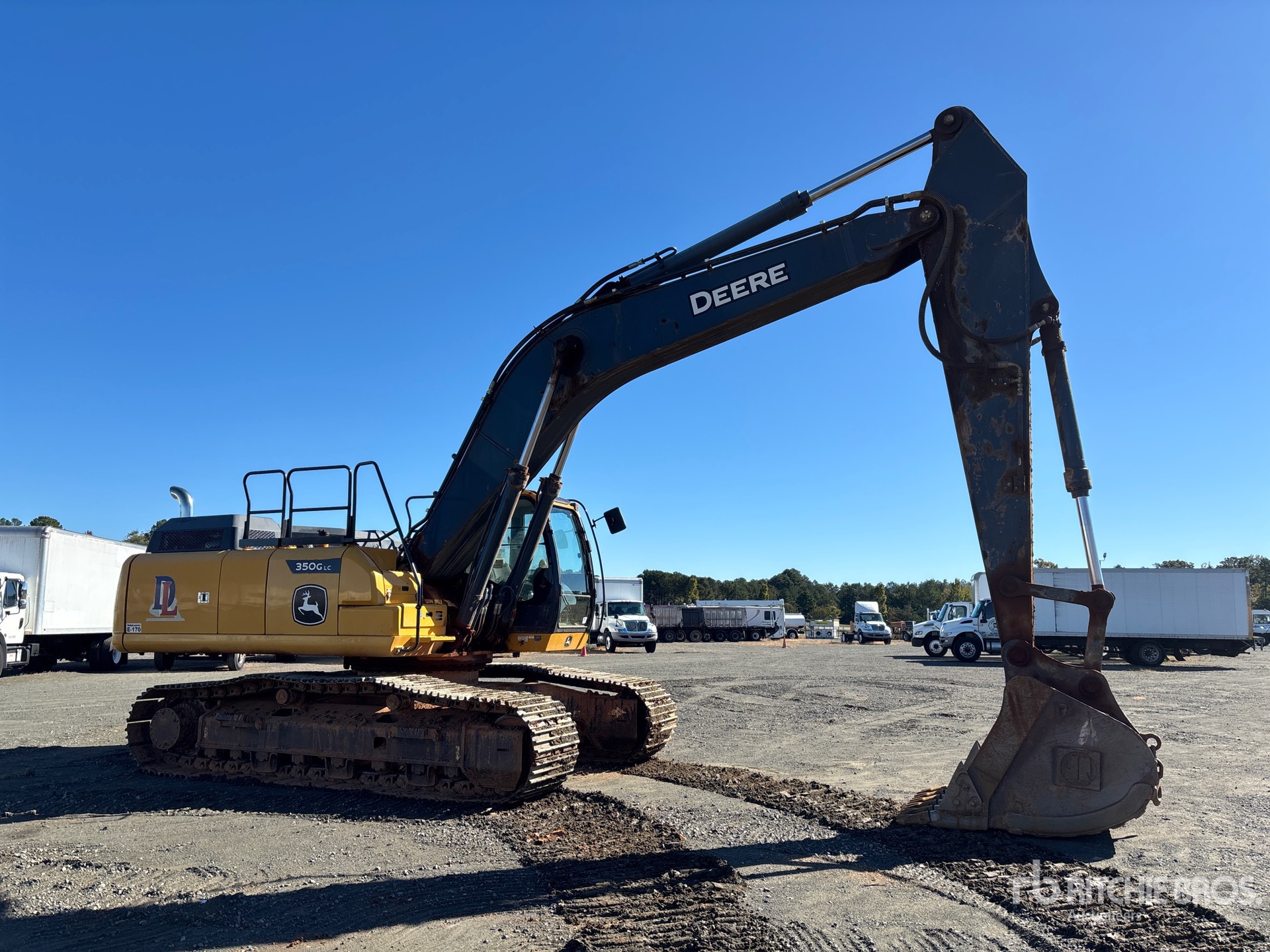 2022 John Deere 350G LC