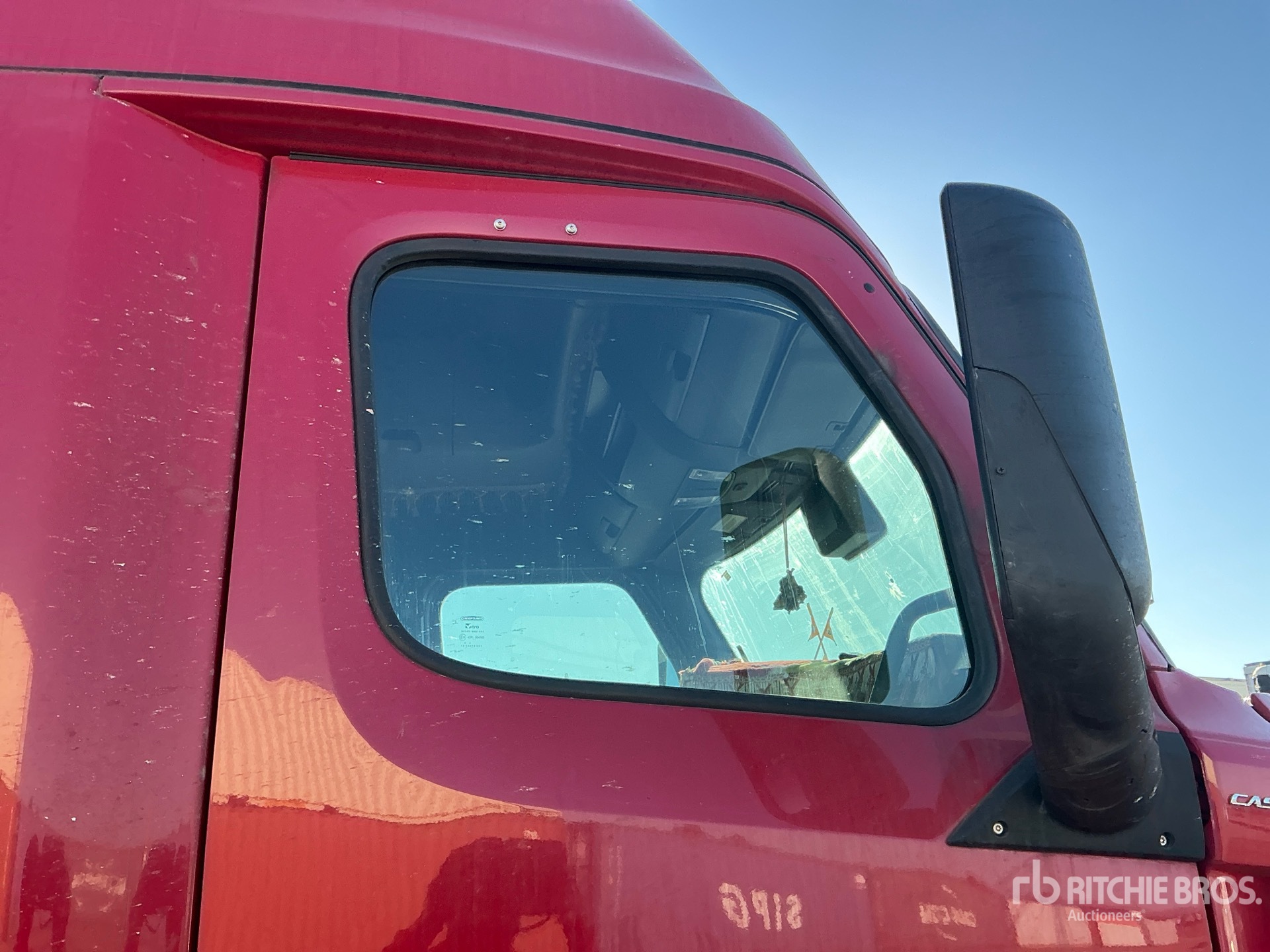 2021 Freightliner CASCADIA 126