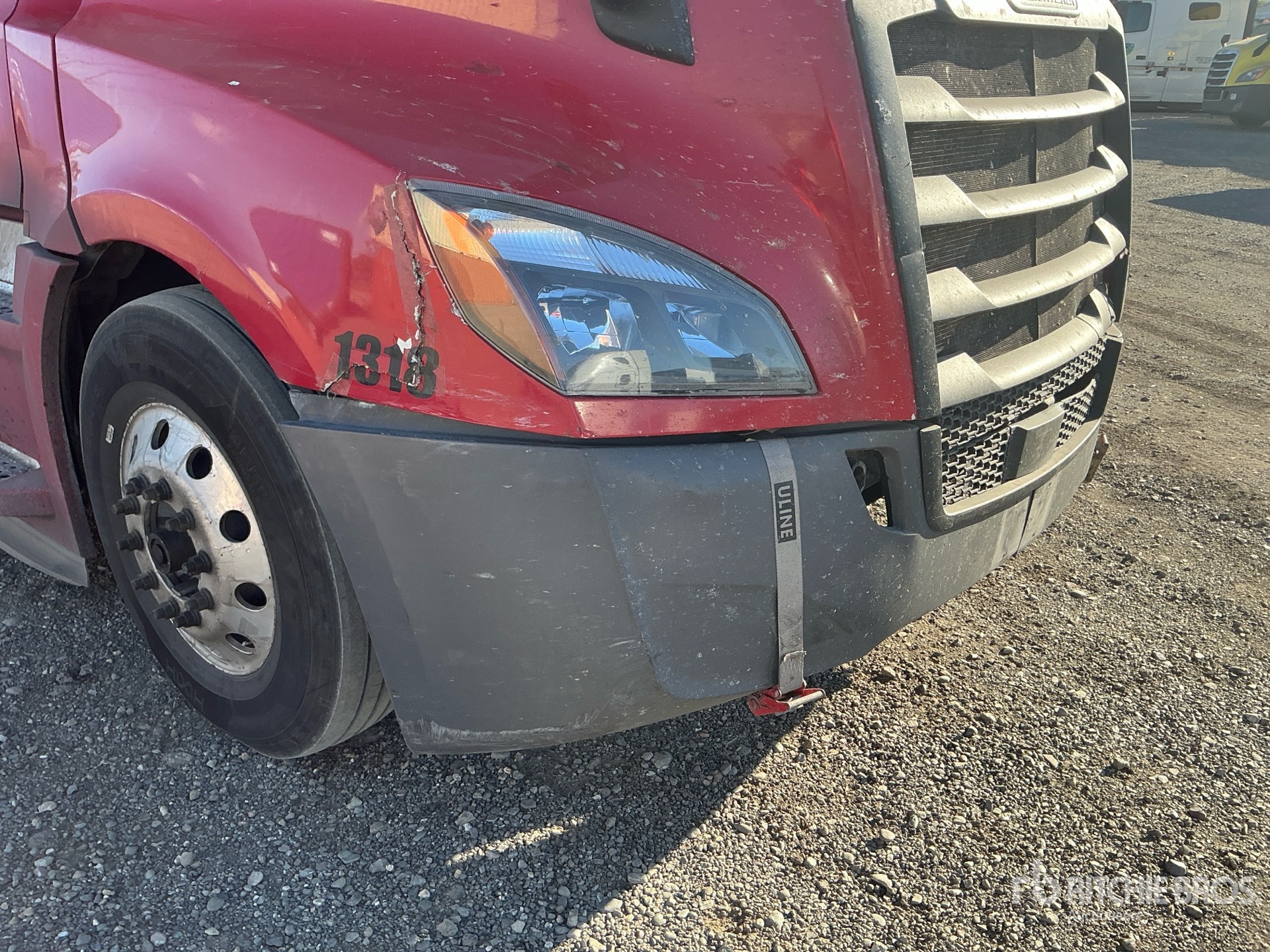 2021 Freightliner CASCADIA 126
