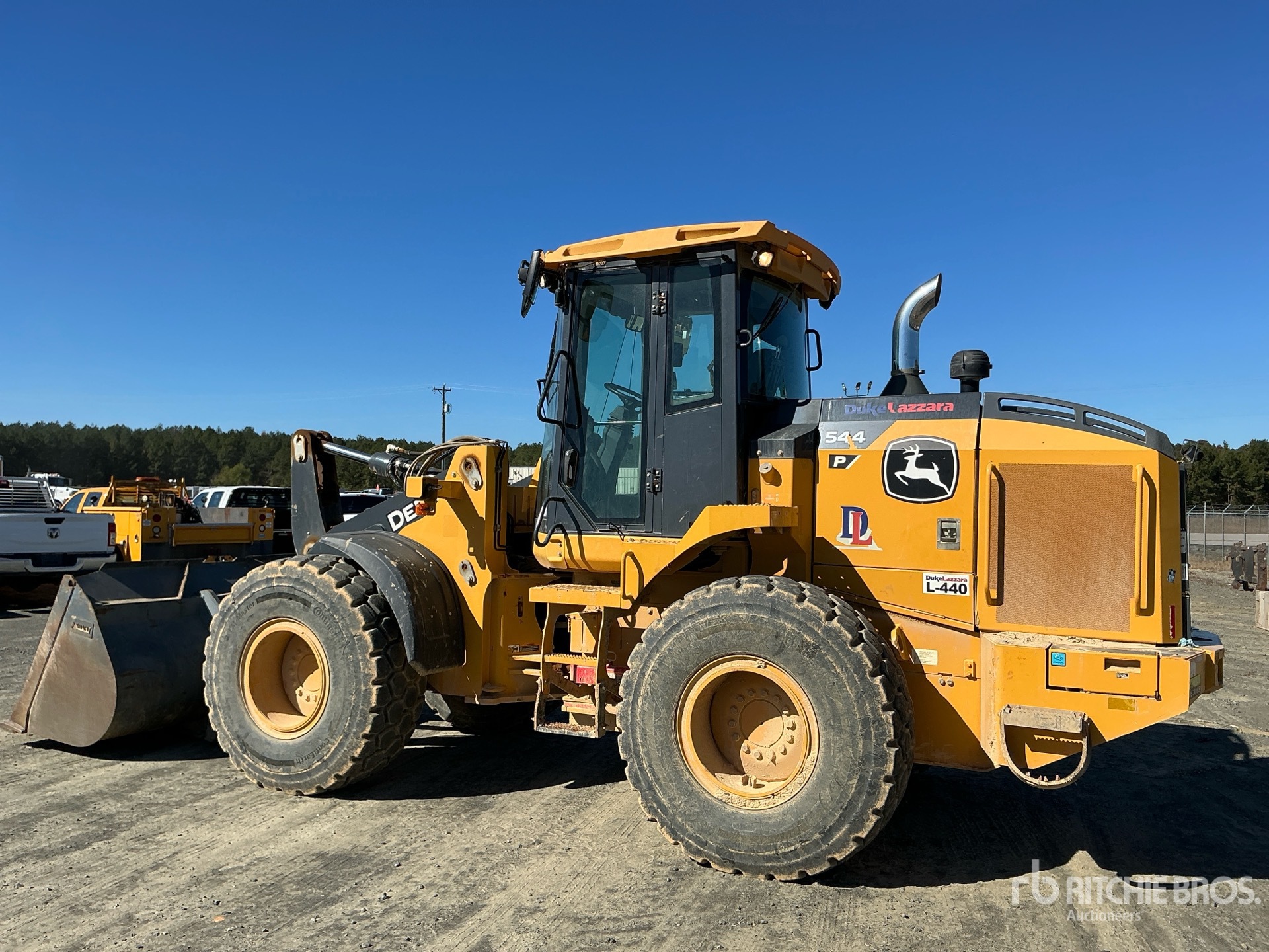 2022 John Deere 544 P-TIER