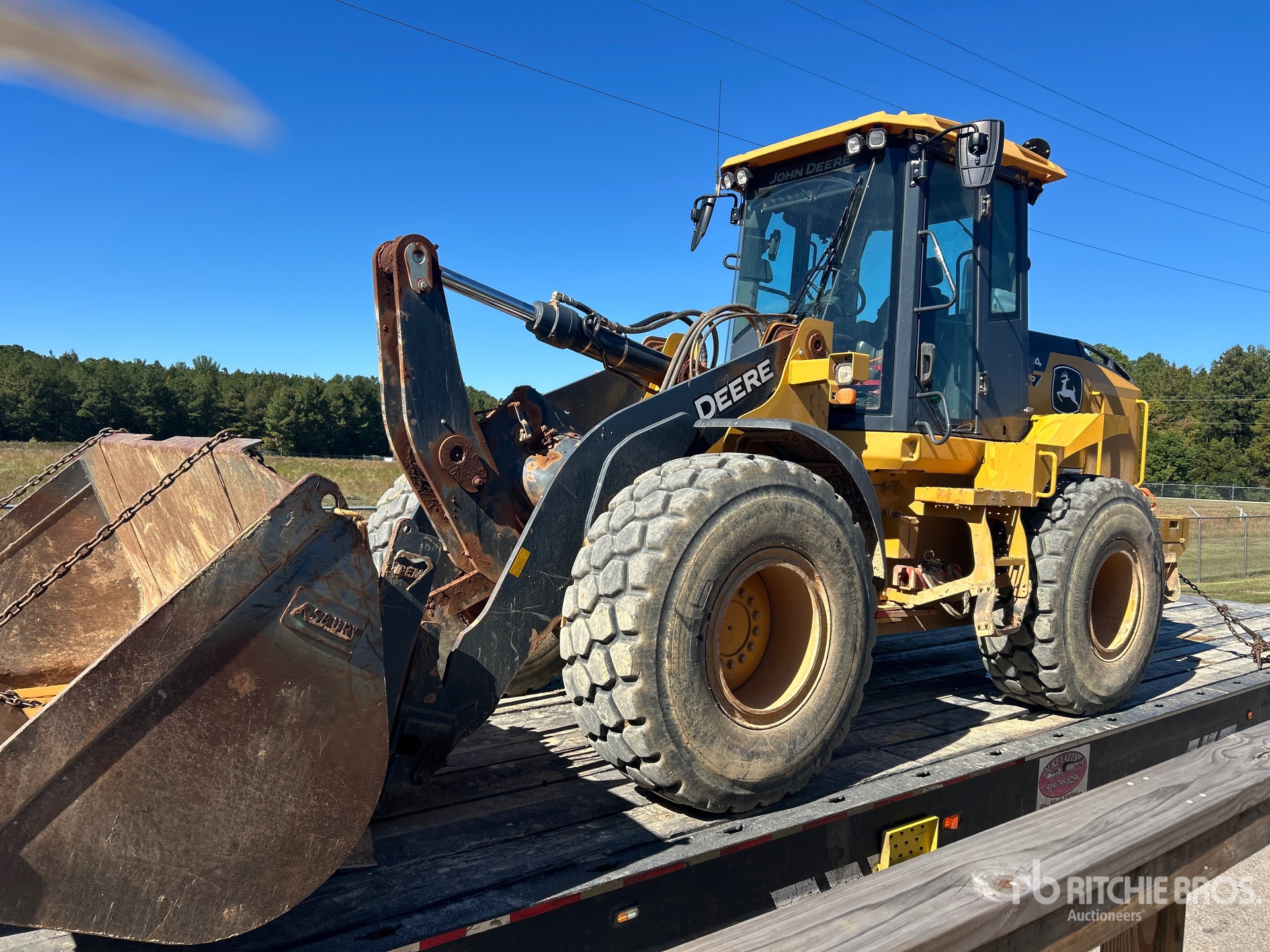 Photo of 2022 John Deere 544 P-TIER