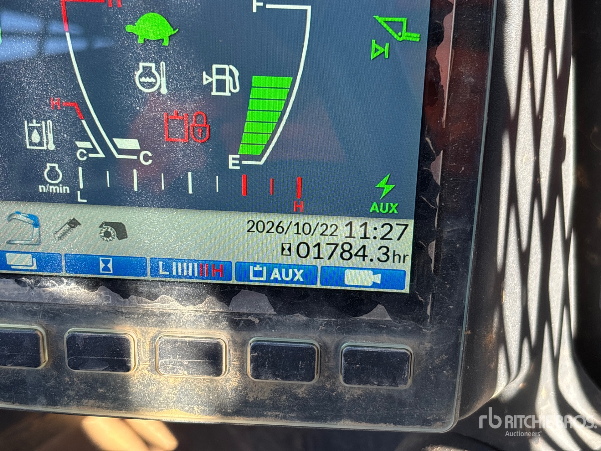 2023 Takeuchi TL10V2R
