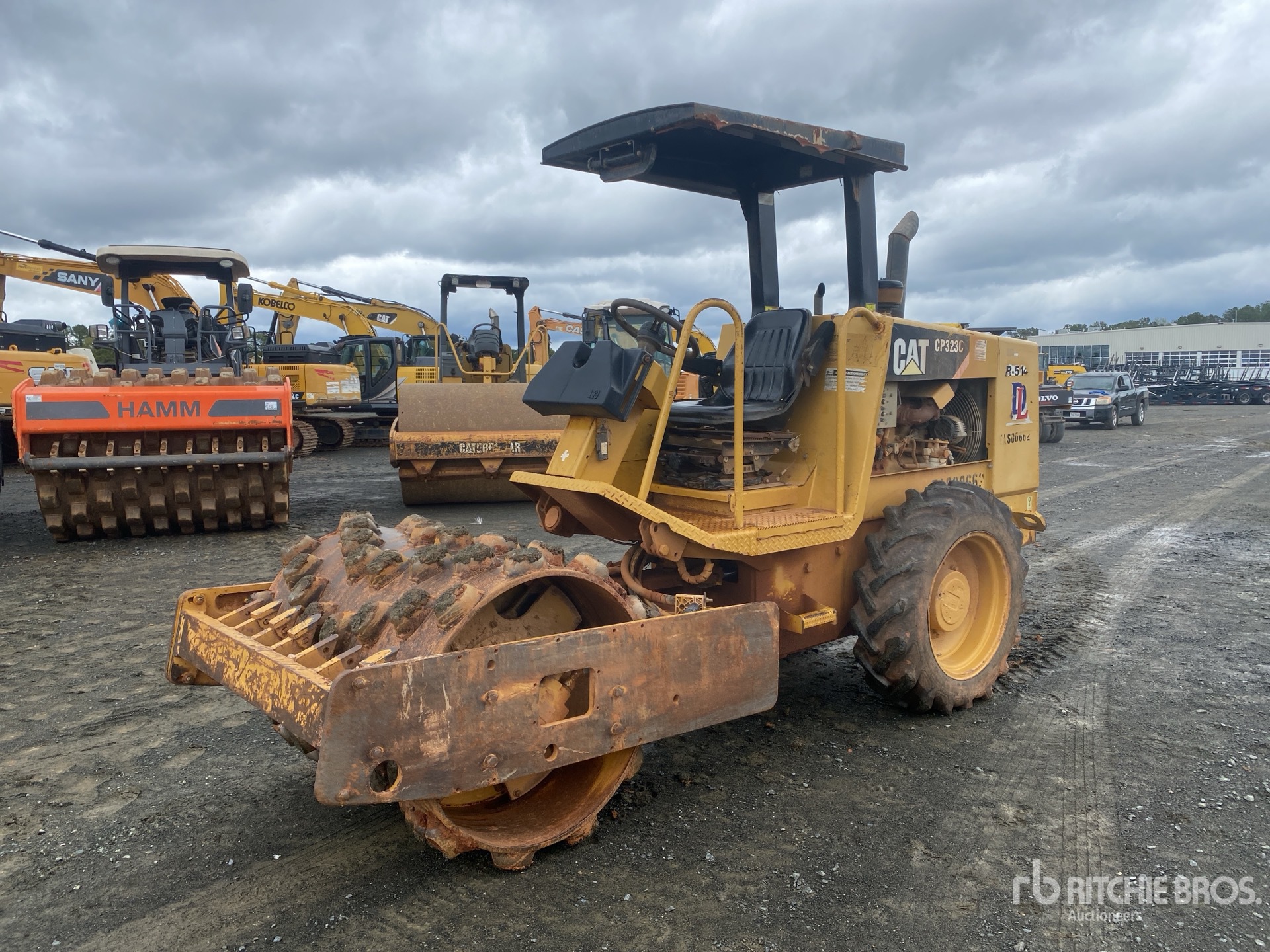 Photo of 2008 Caterpillar CP-323C