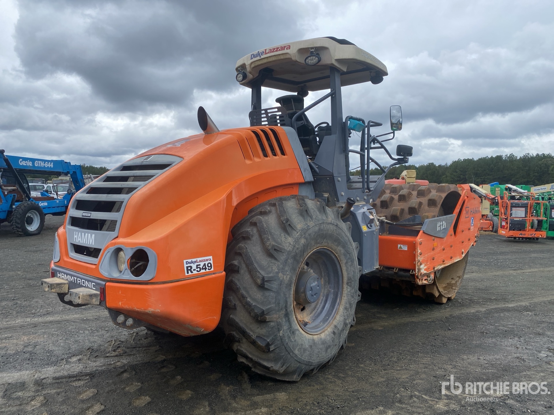 2022 Hamm H12IP