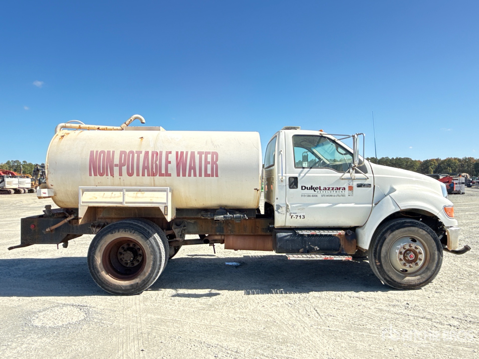 2006 Ford F-750