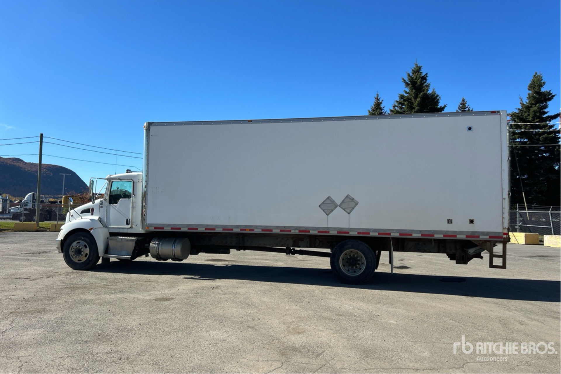 2009 Kenworth T370