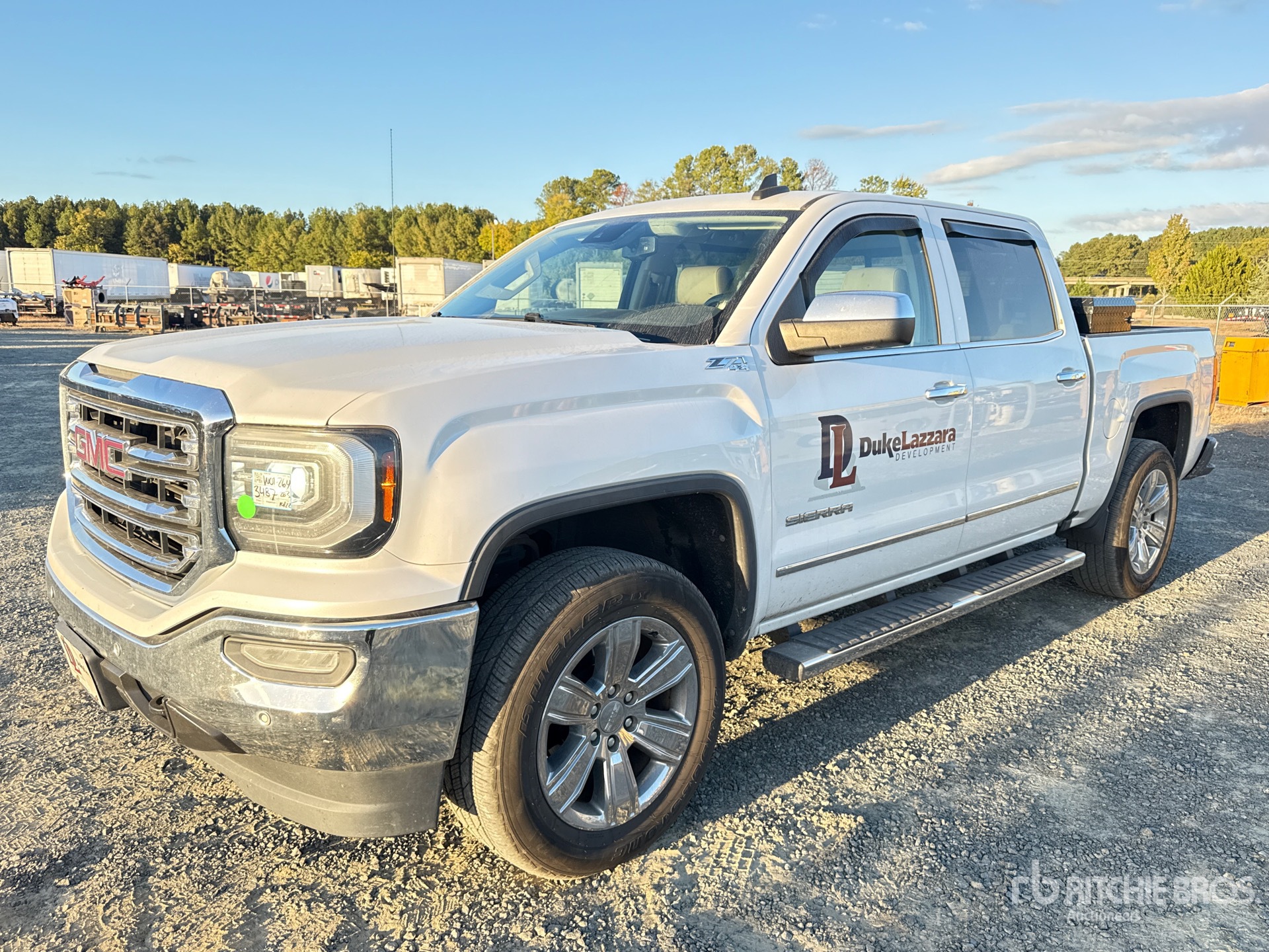 Photo of 2018 GMC SIERRA 1500