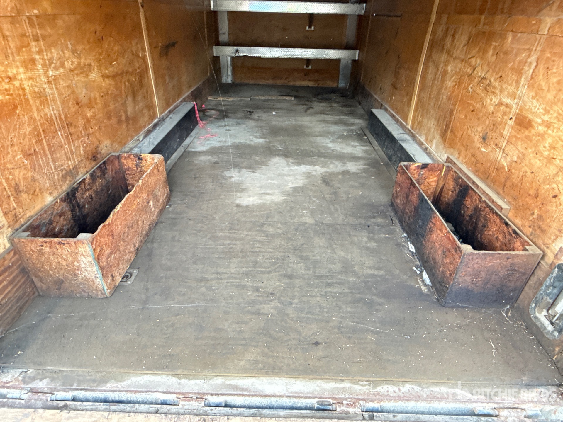 2015 Freedom Trailers 20 ft T/A
