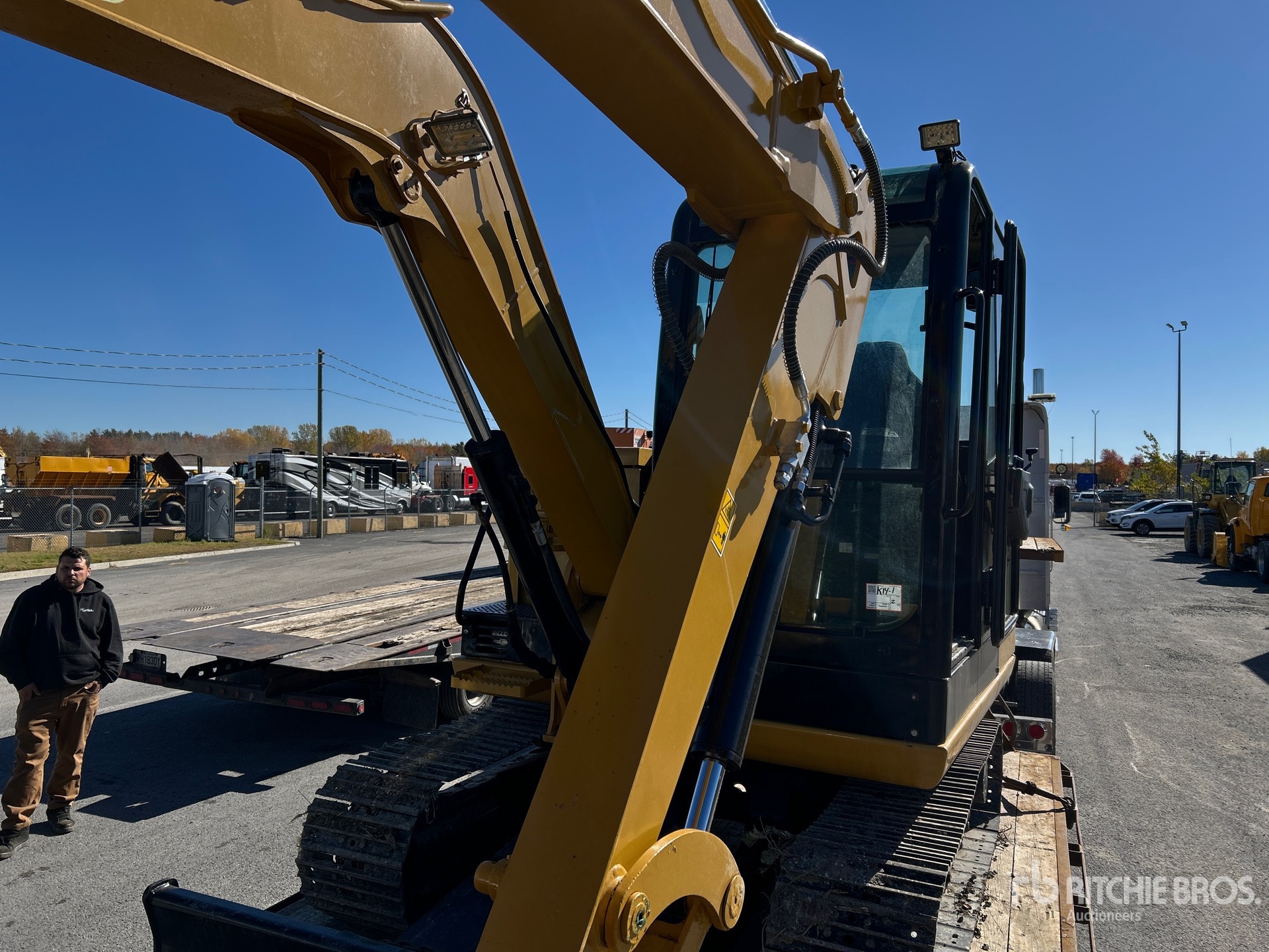 2023 Caterpillar 305.5E2