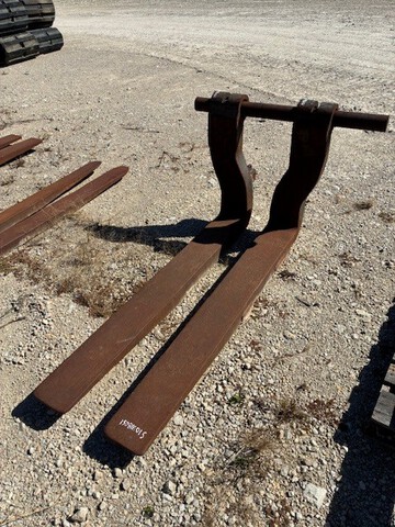 Quantity of (2) 60 in Fork Tines