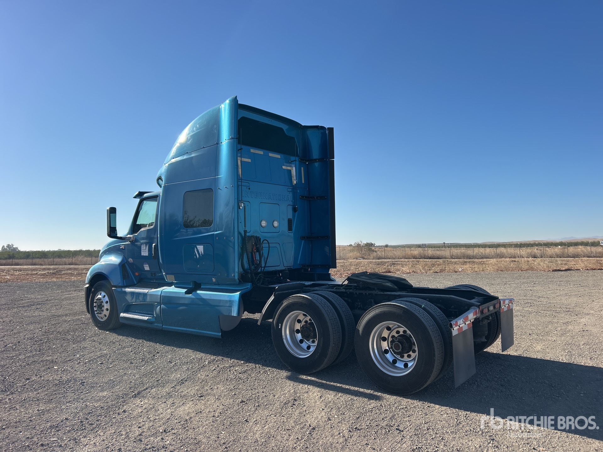 2019 International LT625