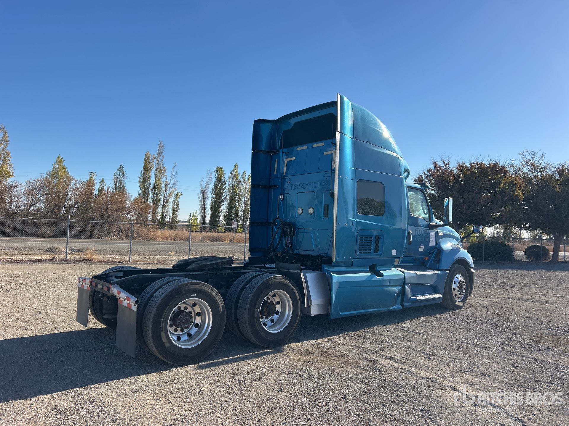2019 International LT625