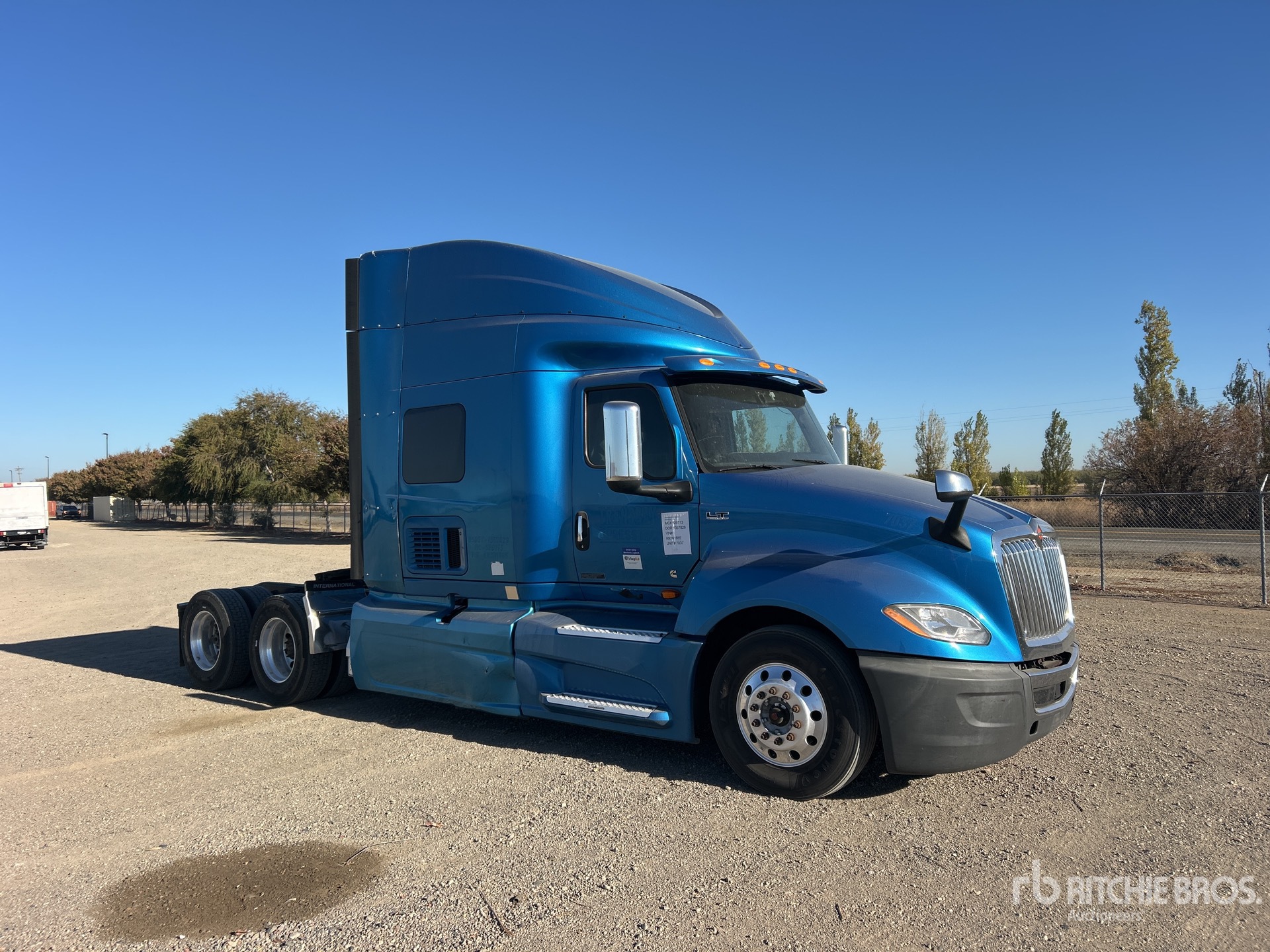 2019 International LT625