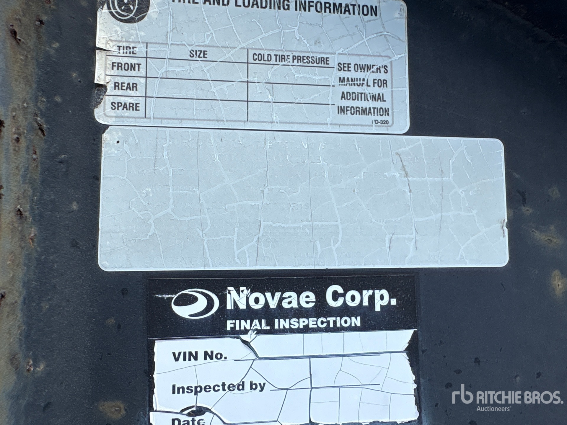 2009 Novae 35 FT T/A GOOSENECK