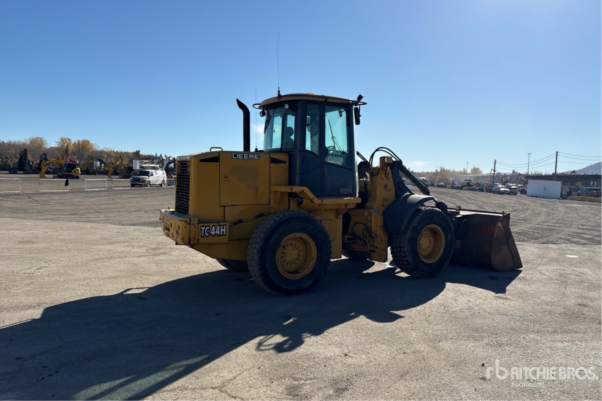 2003 John Deere TC44H