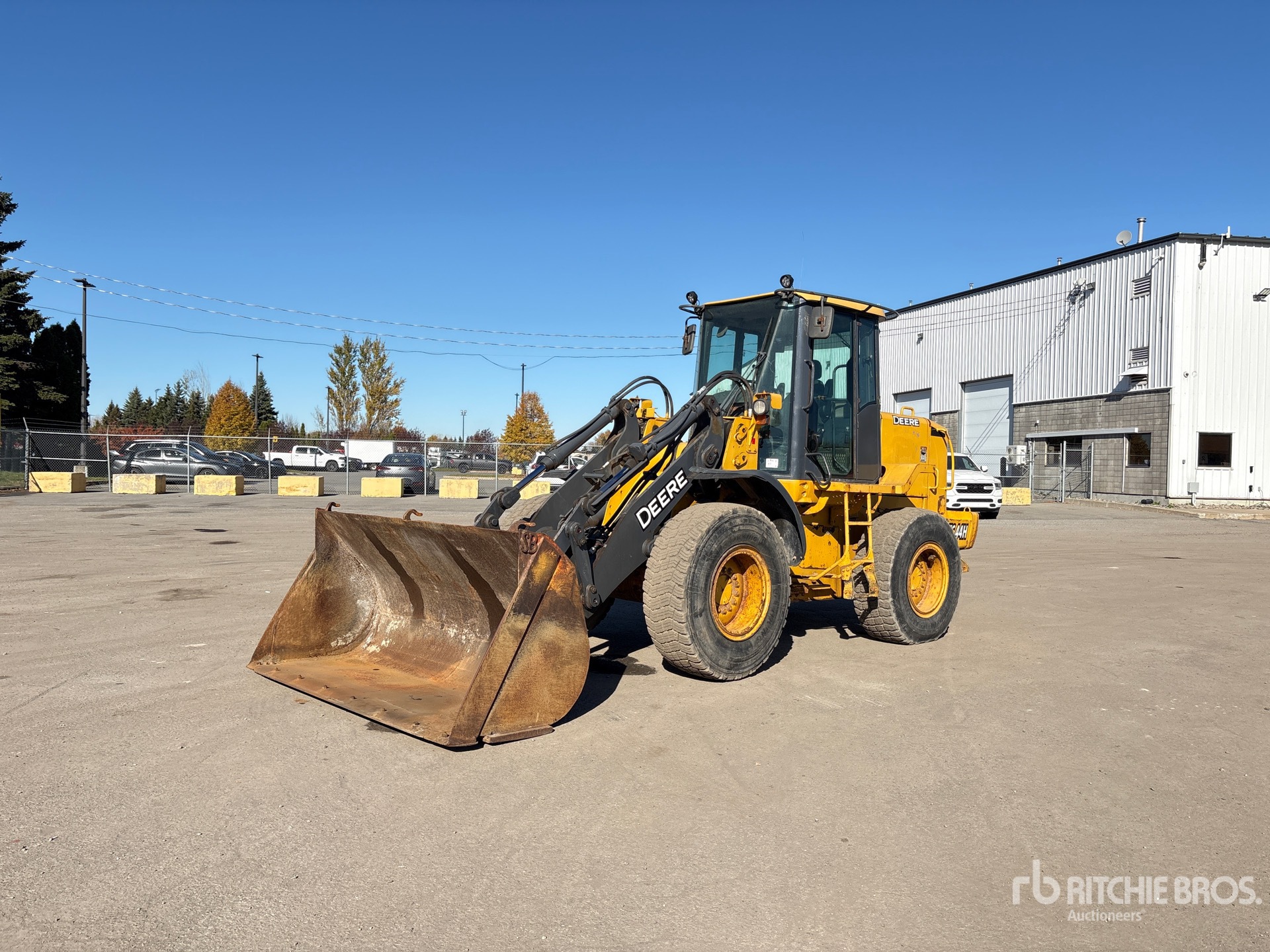 Photo of 2003 John Deere TC44H