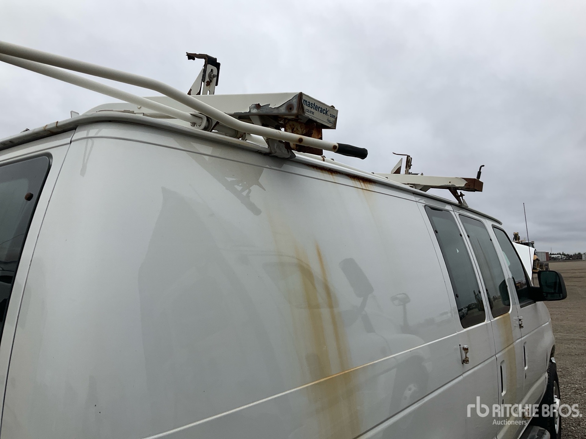 2011 Ford E-250