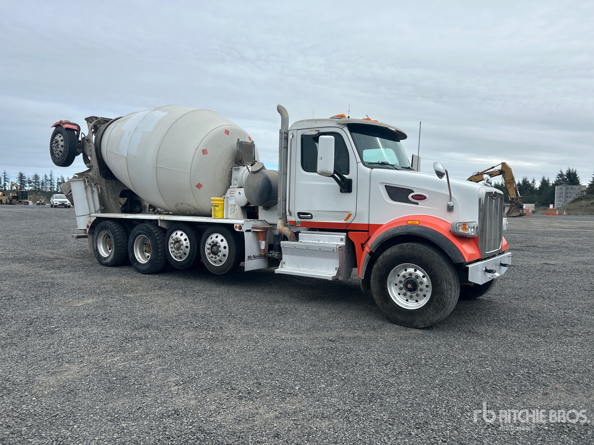 2017 Peterbilt 567
