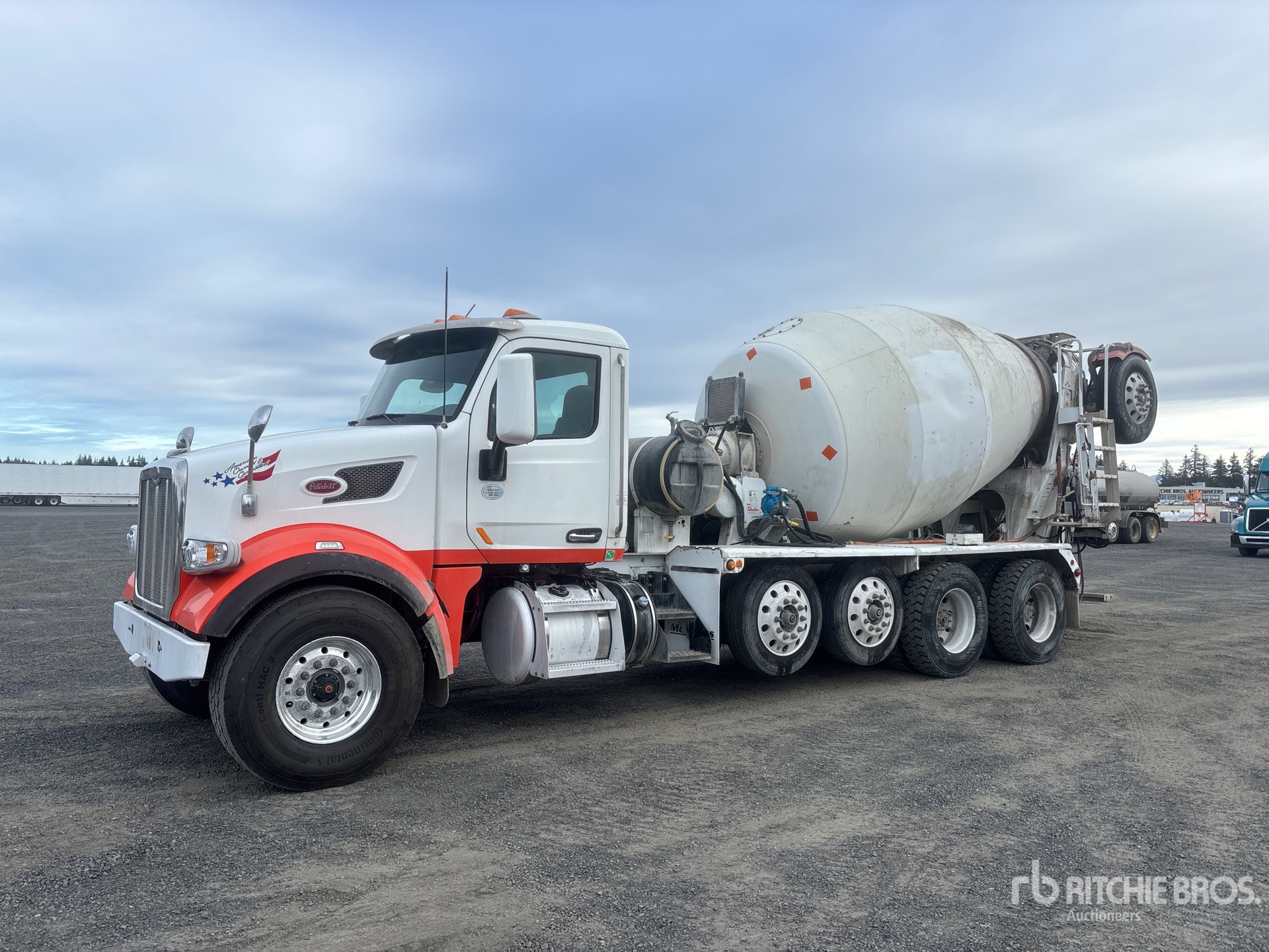 2017 Peterbilt 567