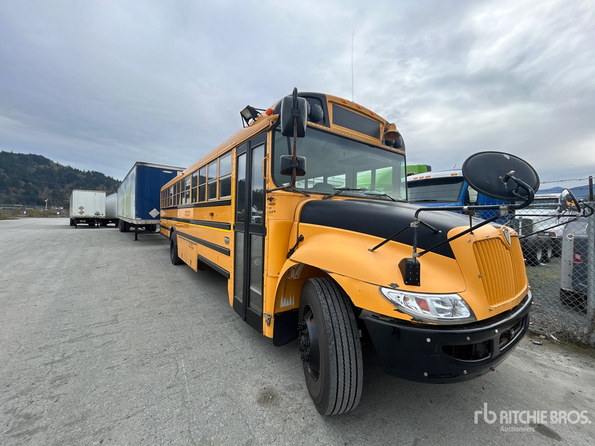 2013 International 3000