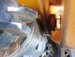 Drivetrain with Rear Axle Oscillating Pin