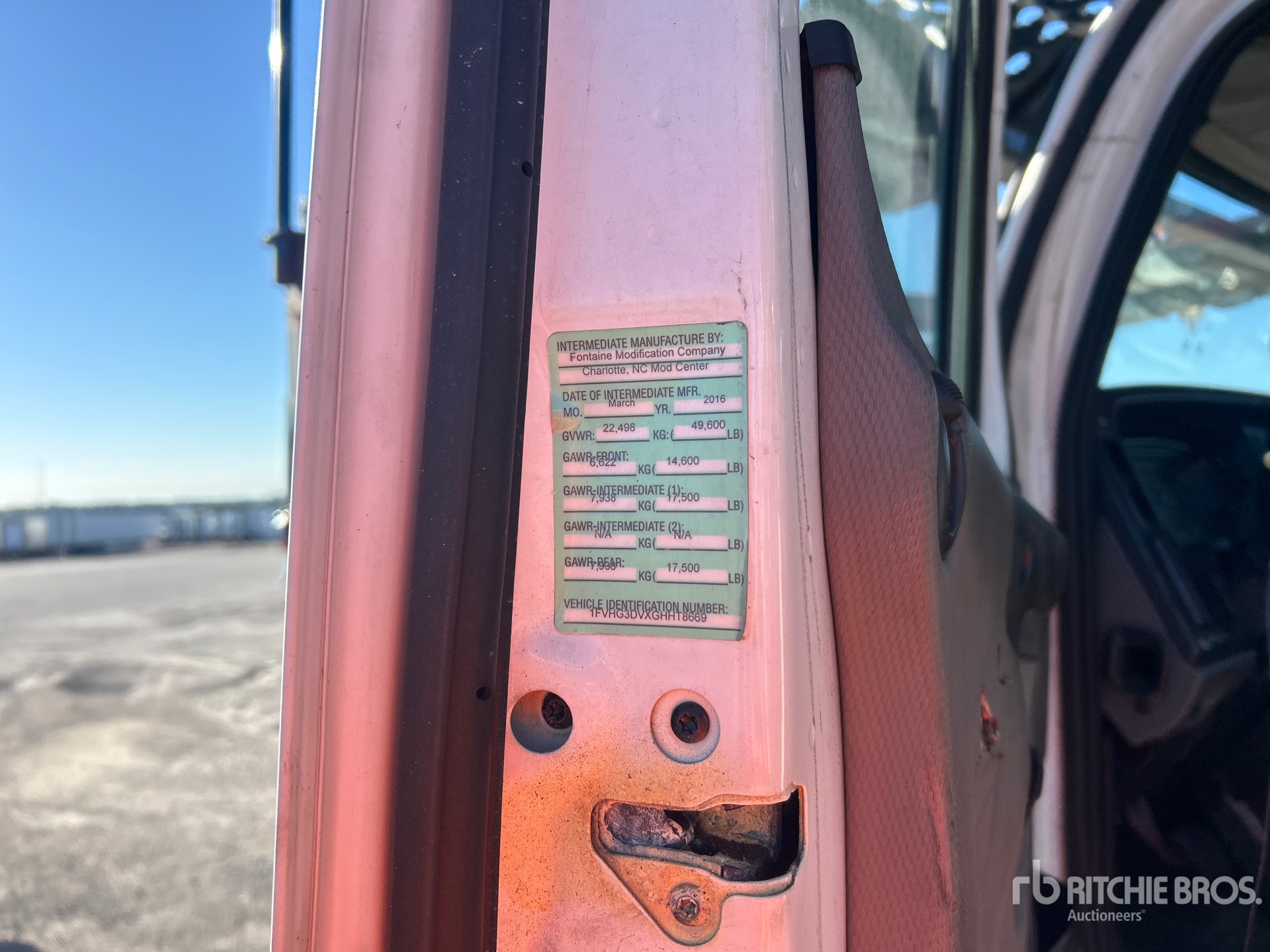 2016 Freightliner 114SD