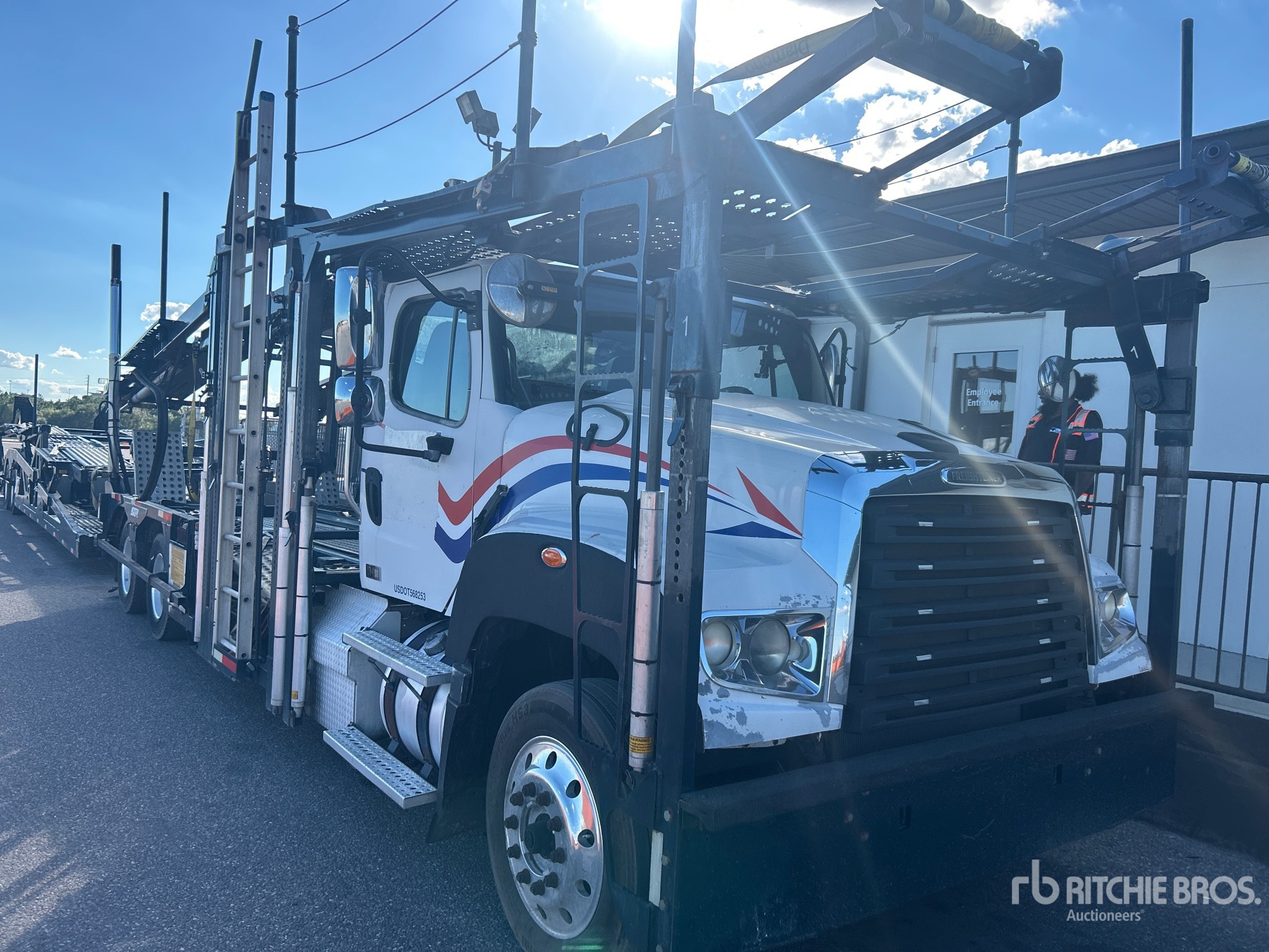 2016 Freightliner 114SD