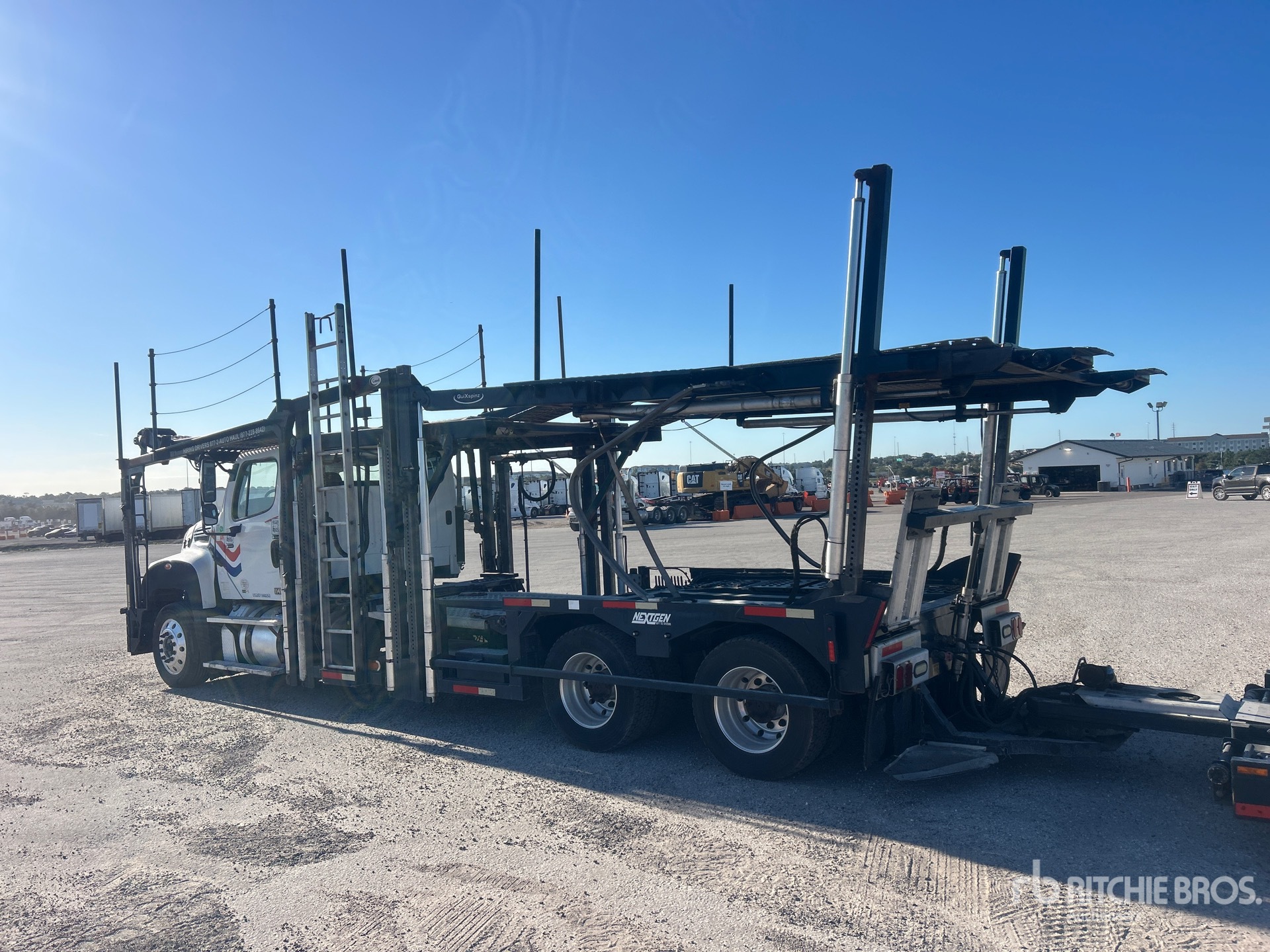 2015 Freightliner 114SD