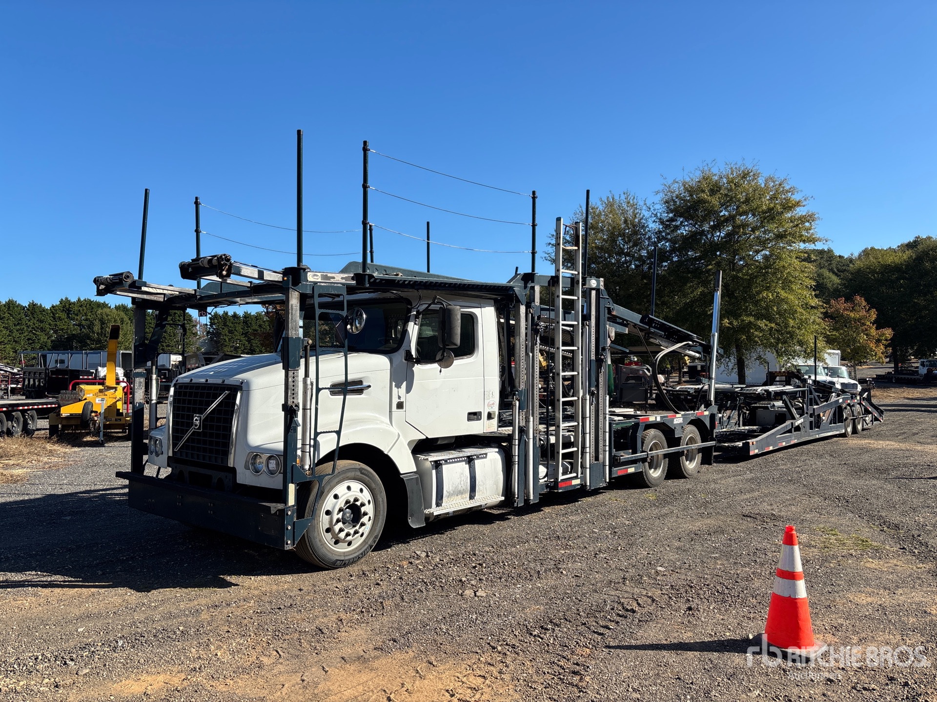 2015 Volvo VAH