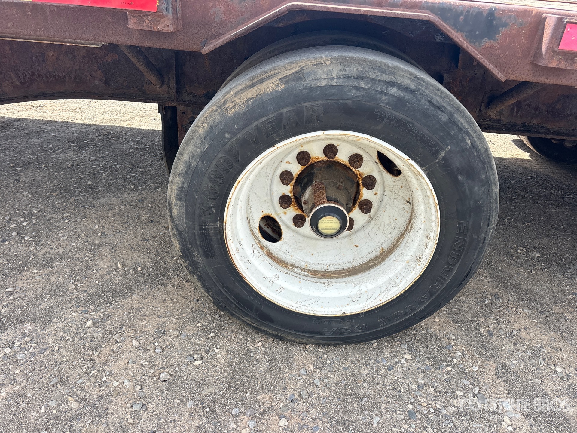 2011 Load King  53 FT TRI/A