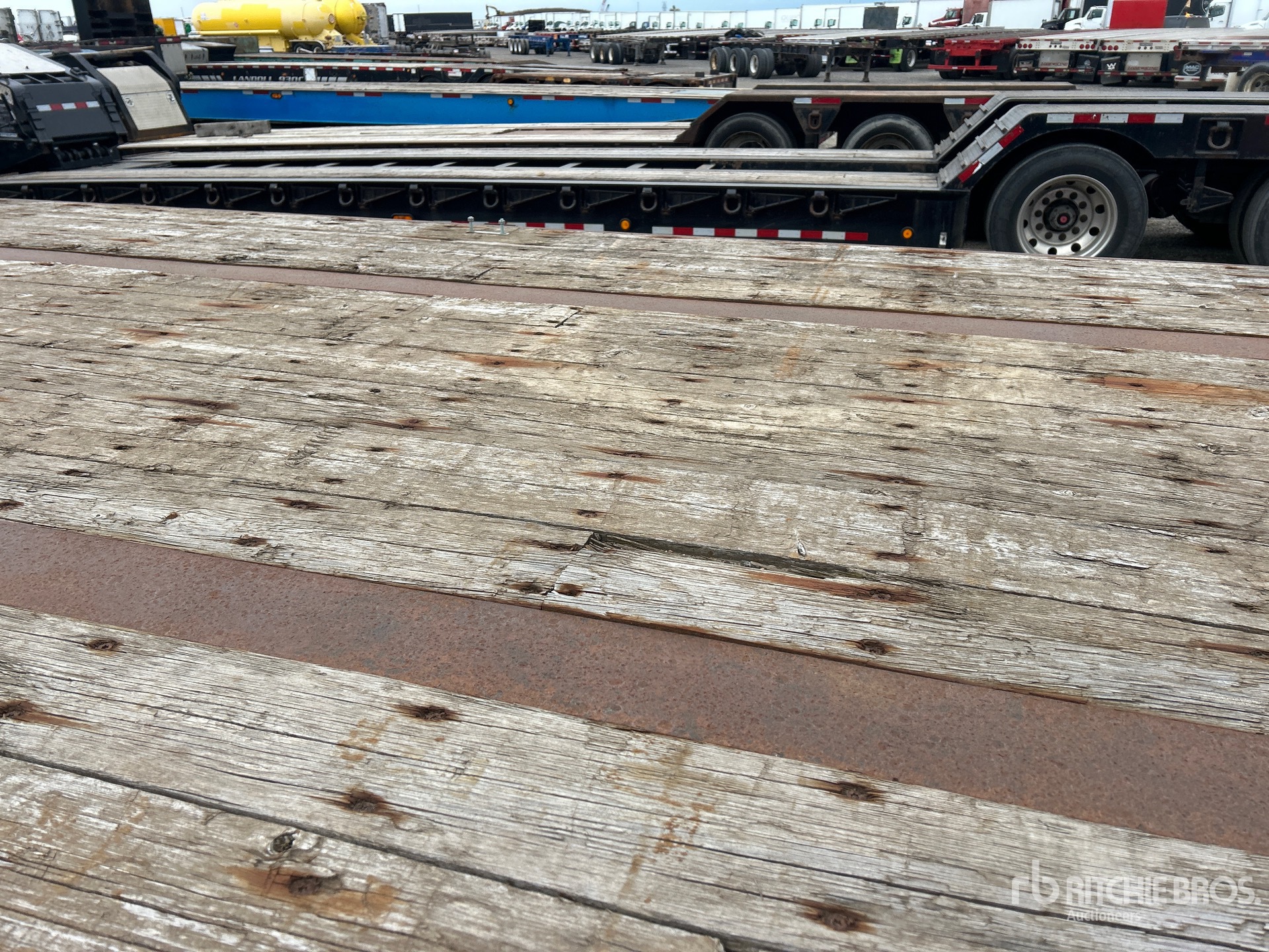 2011 Load King  53 FT TRI/A