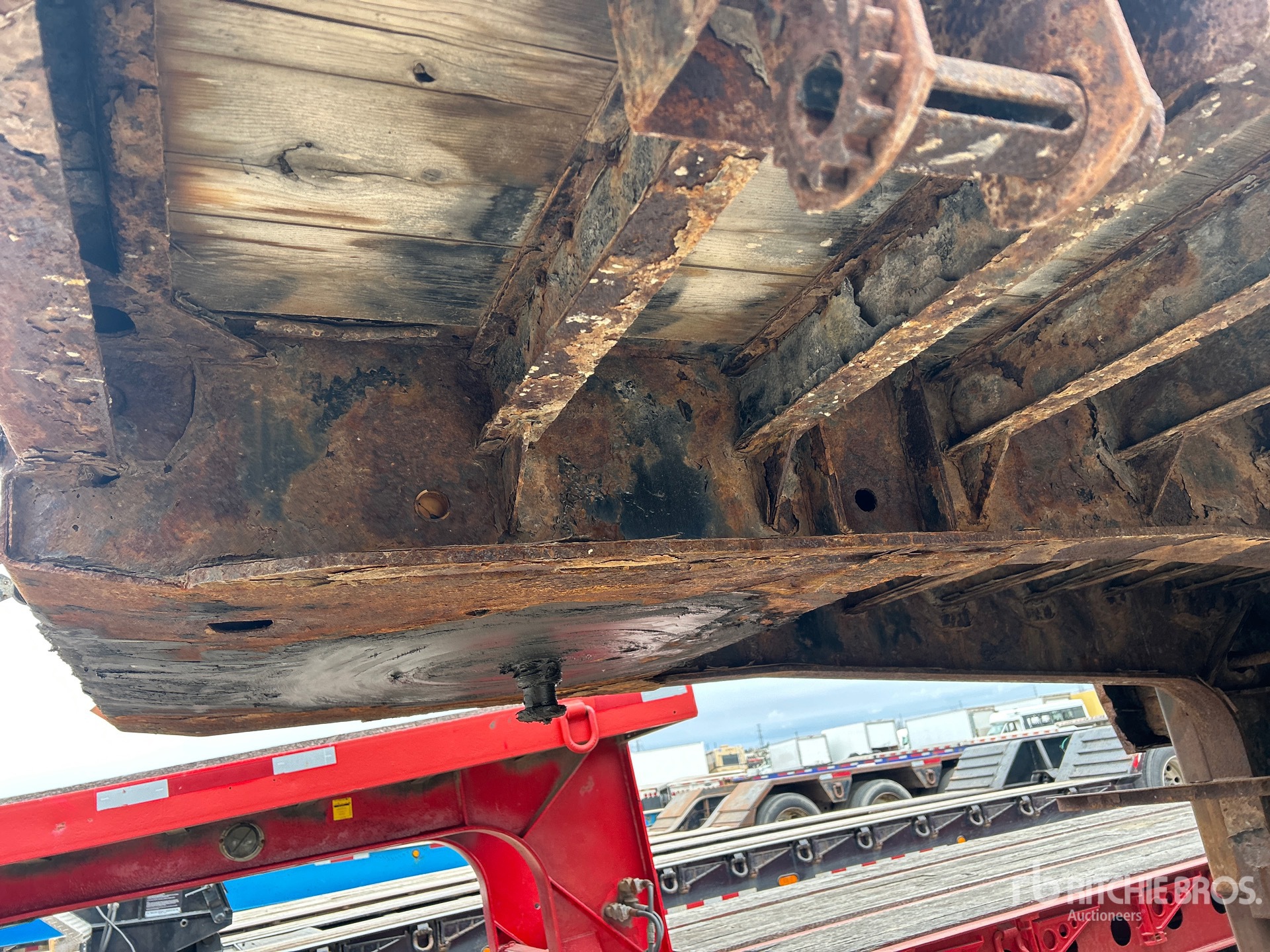 2011 Load King  53 FT TRI/A