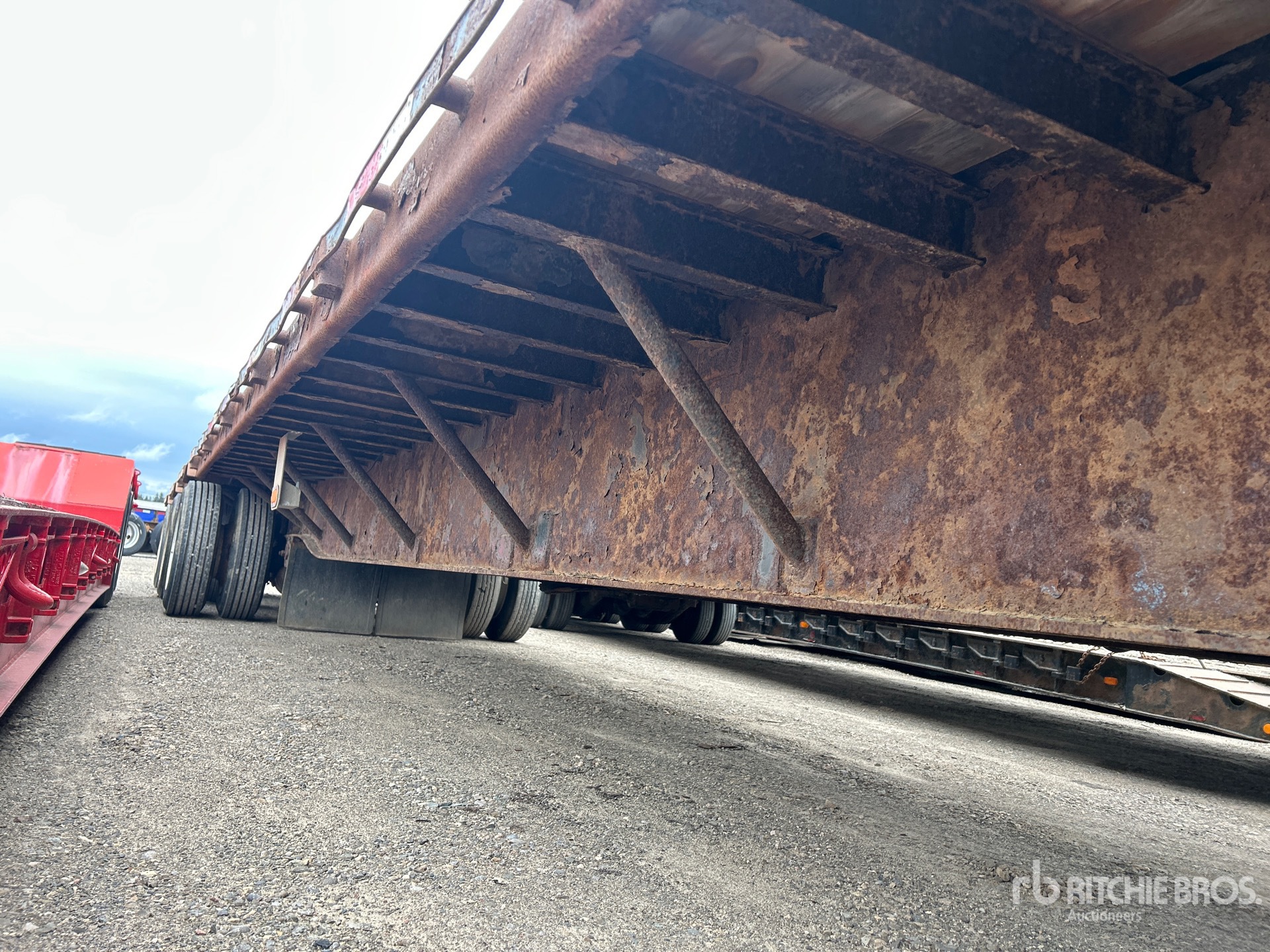 2011 Load King  53 FT TRI/A