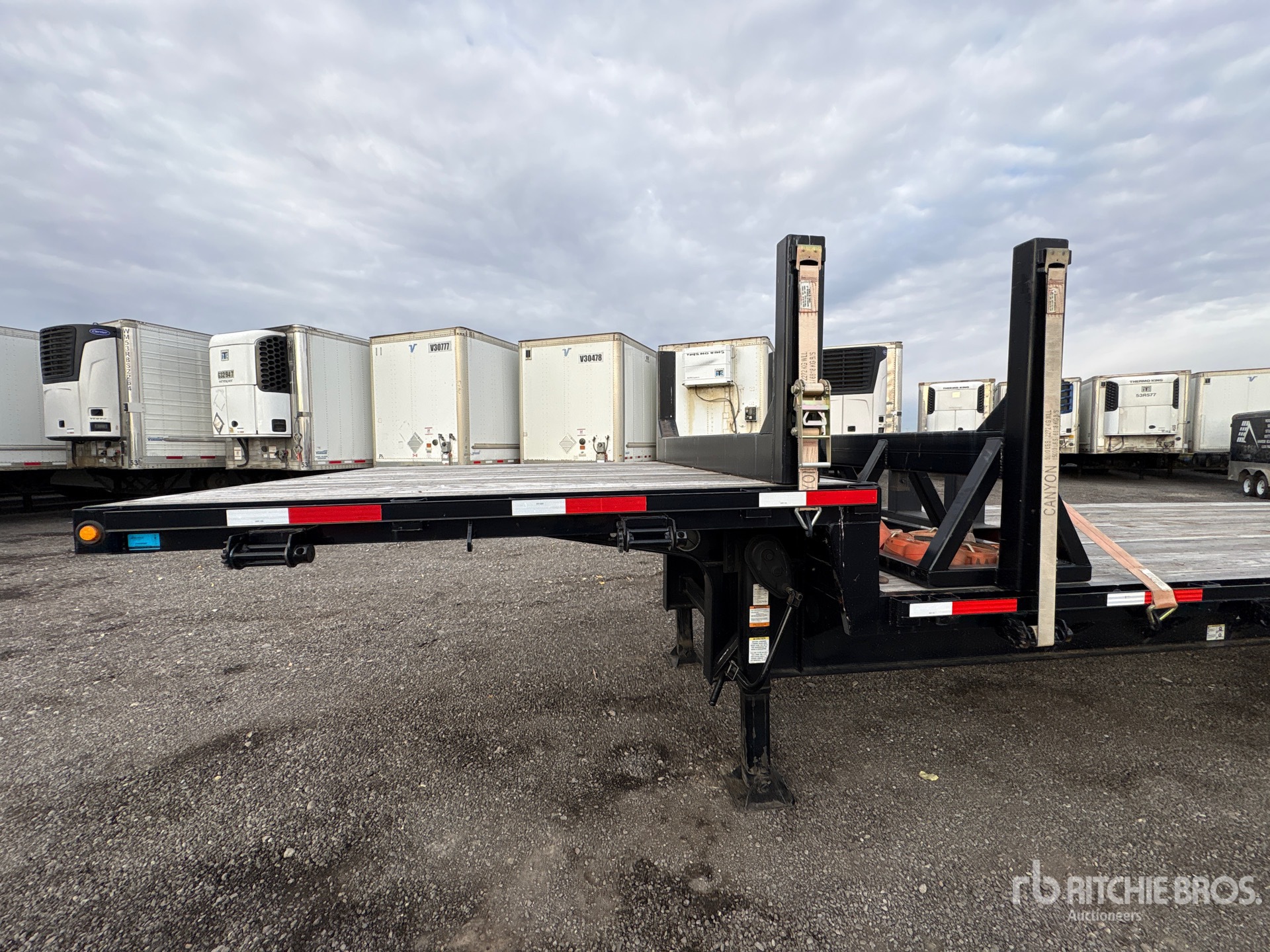 2011 Load King  T/A