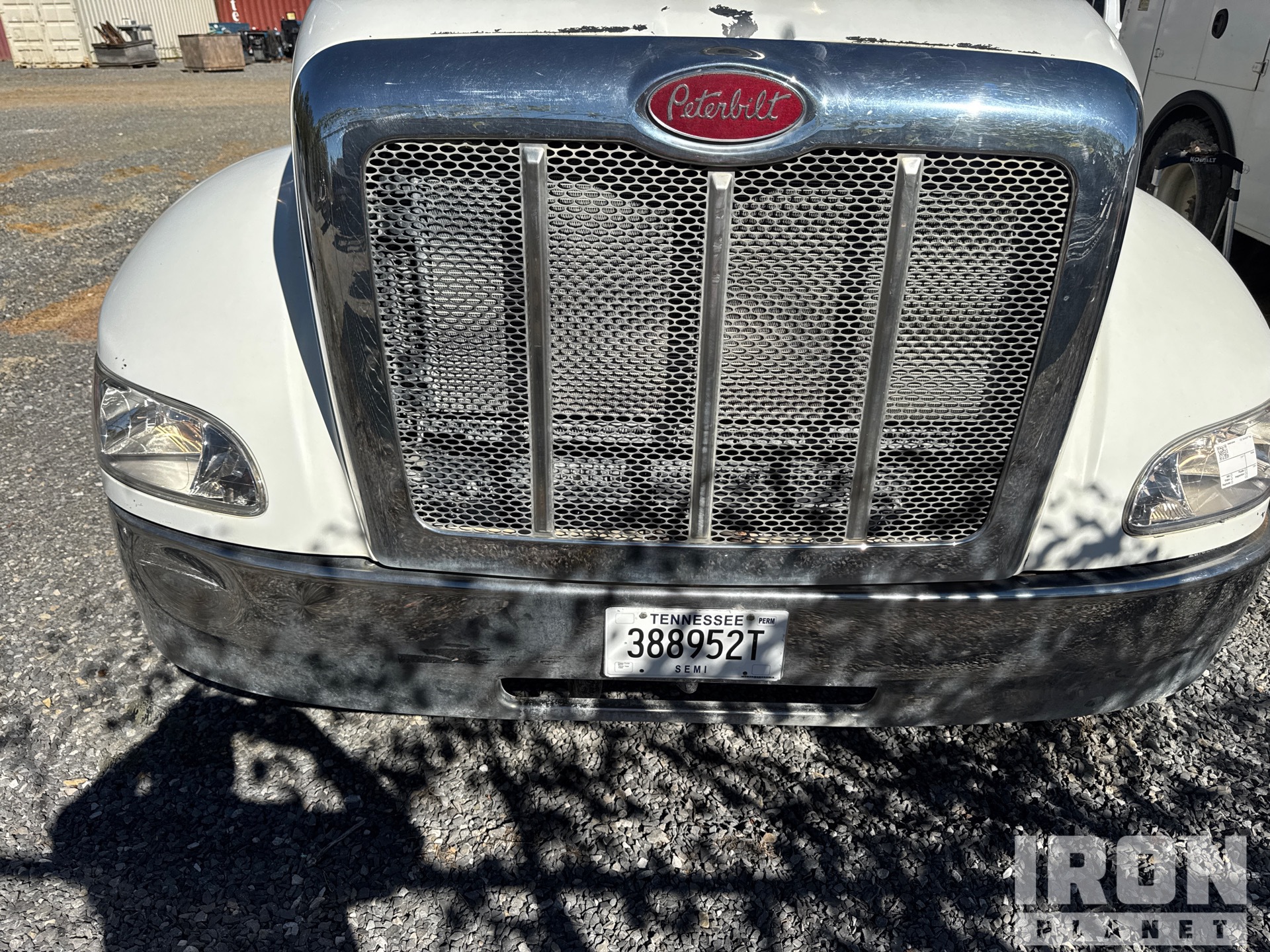 2008 Peterbilt T335